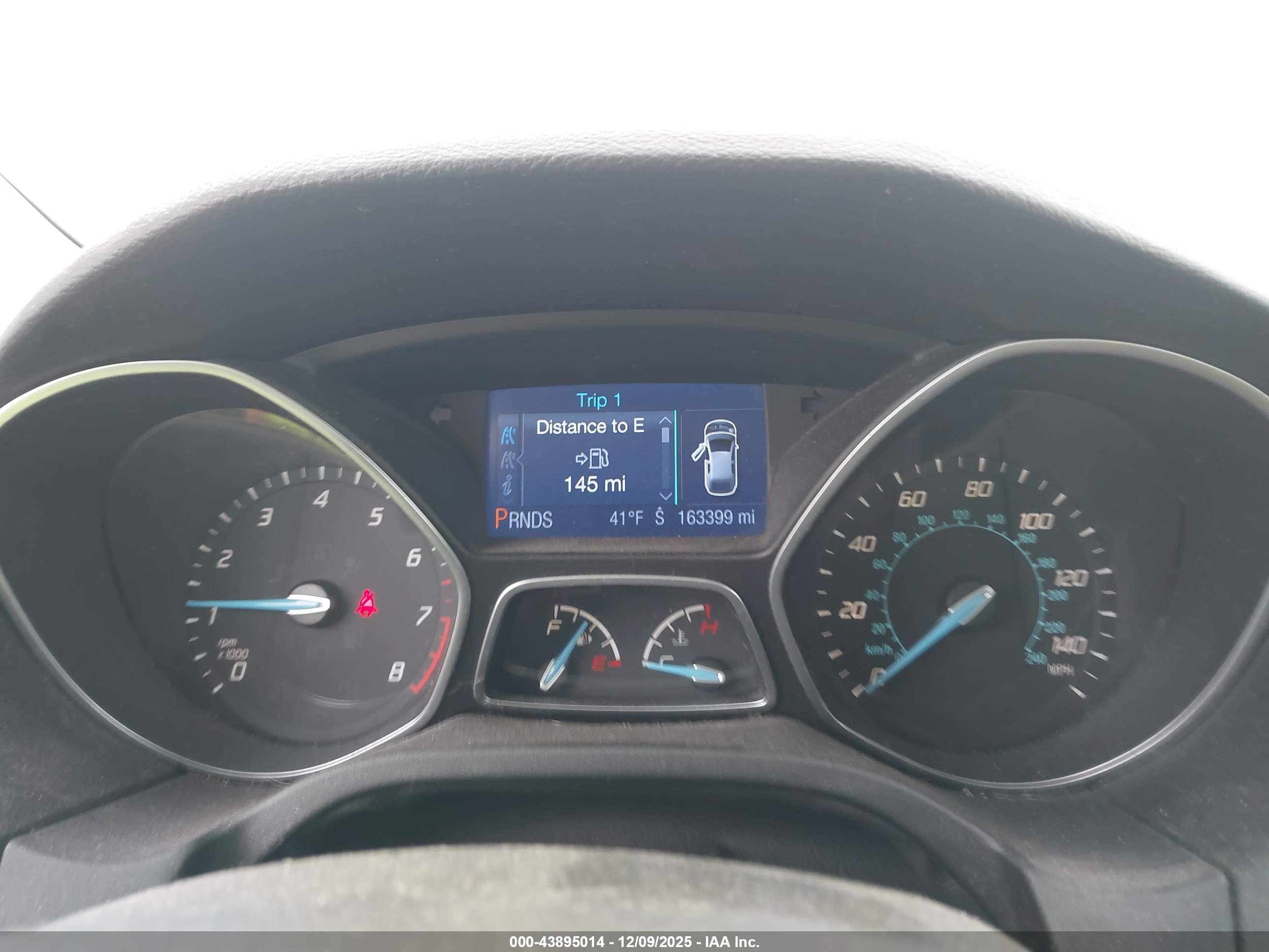 FORD FOCUS image 7