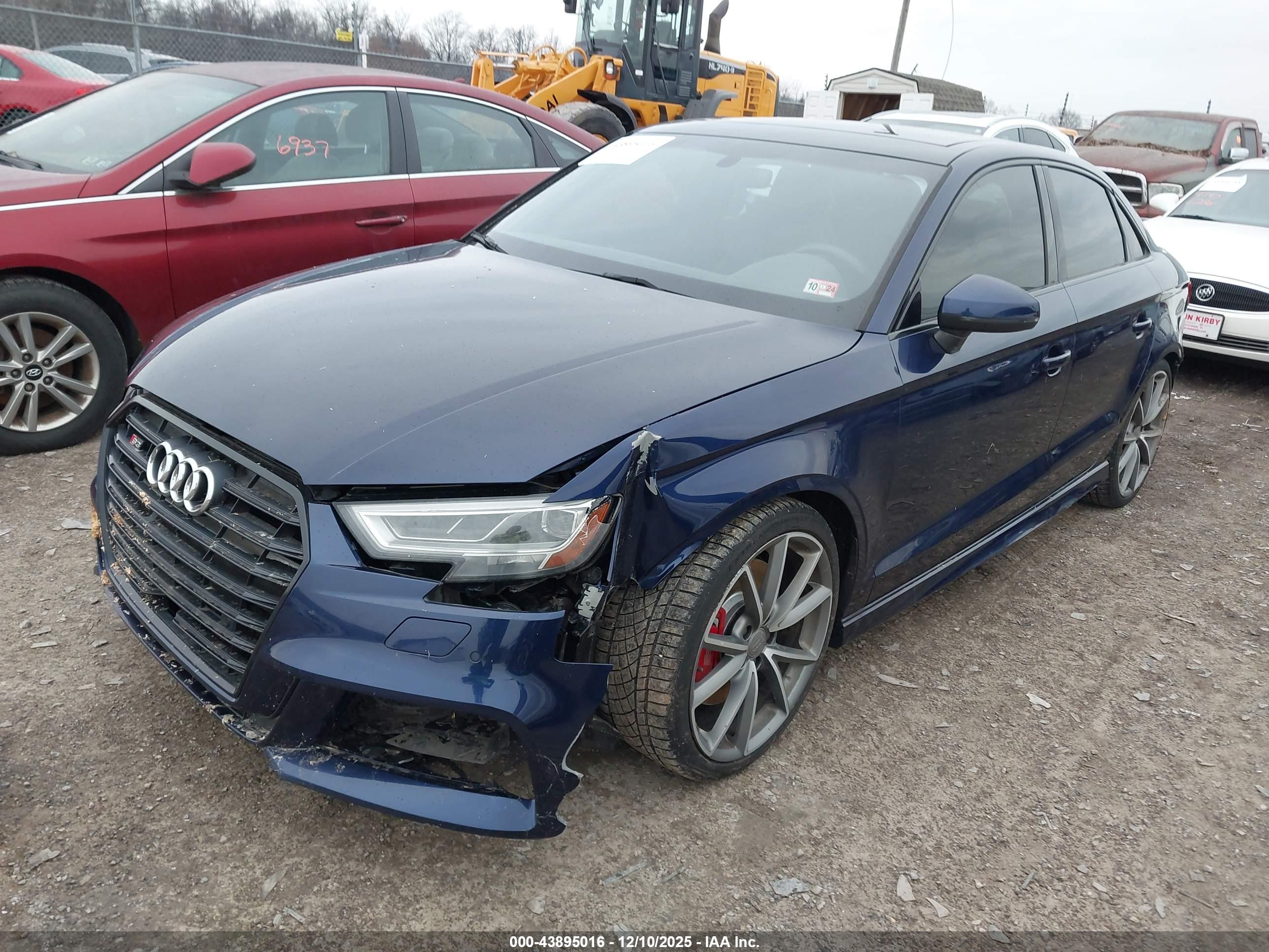 AUDI S3 image 2