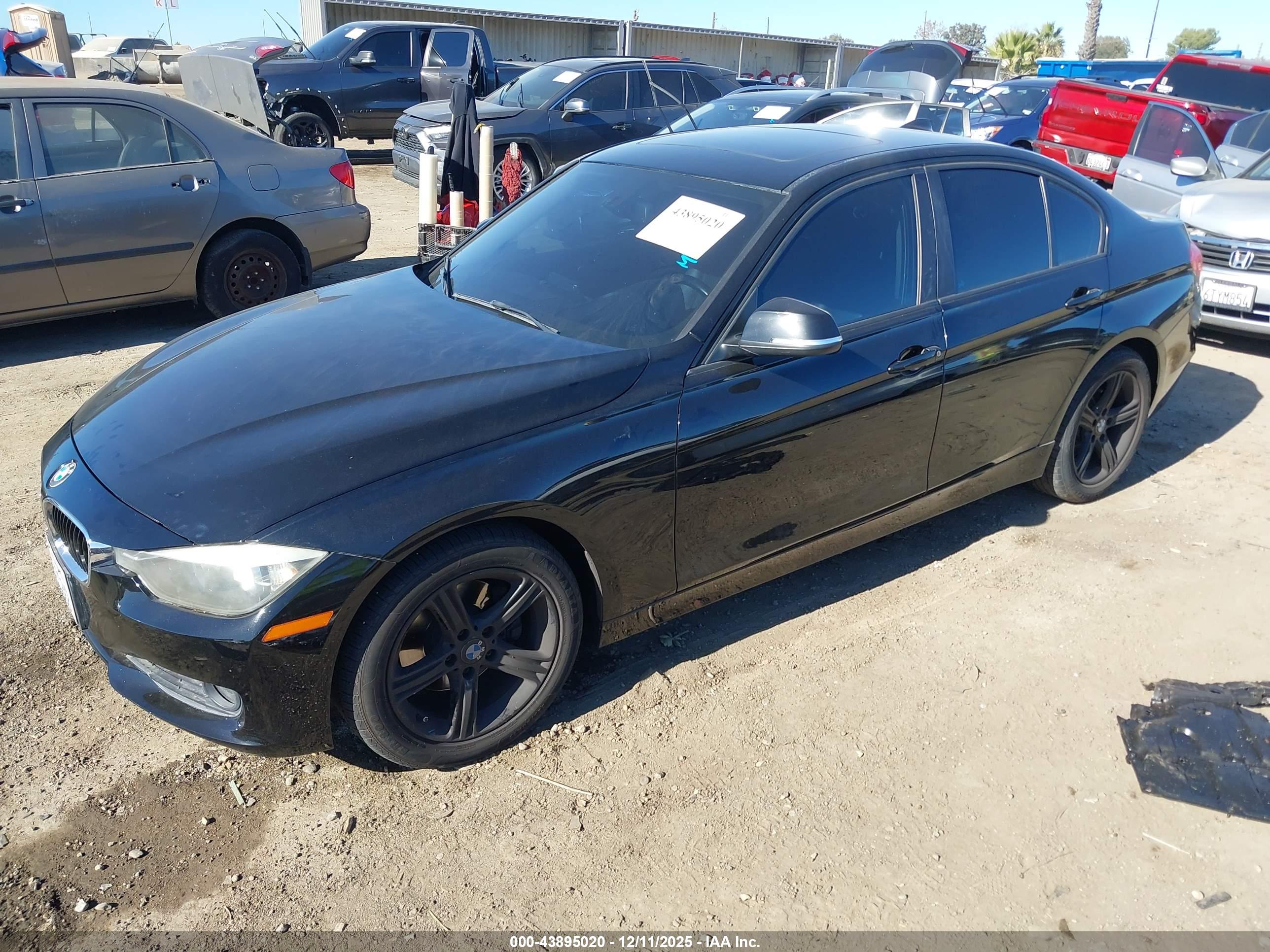 BMW 328I image 2
