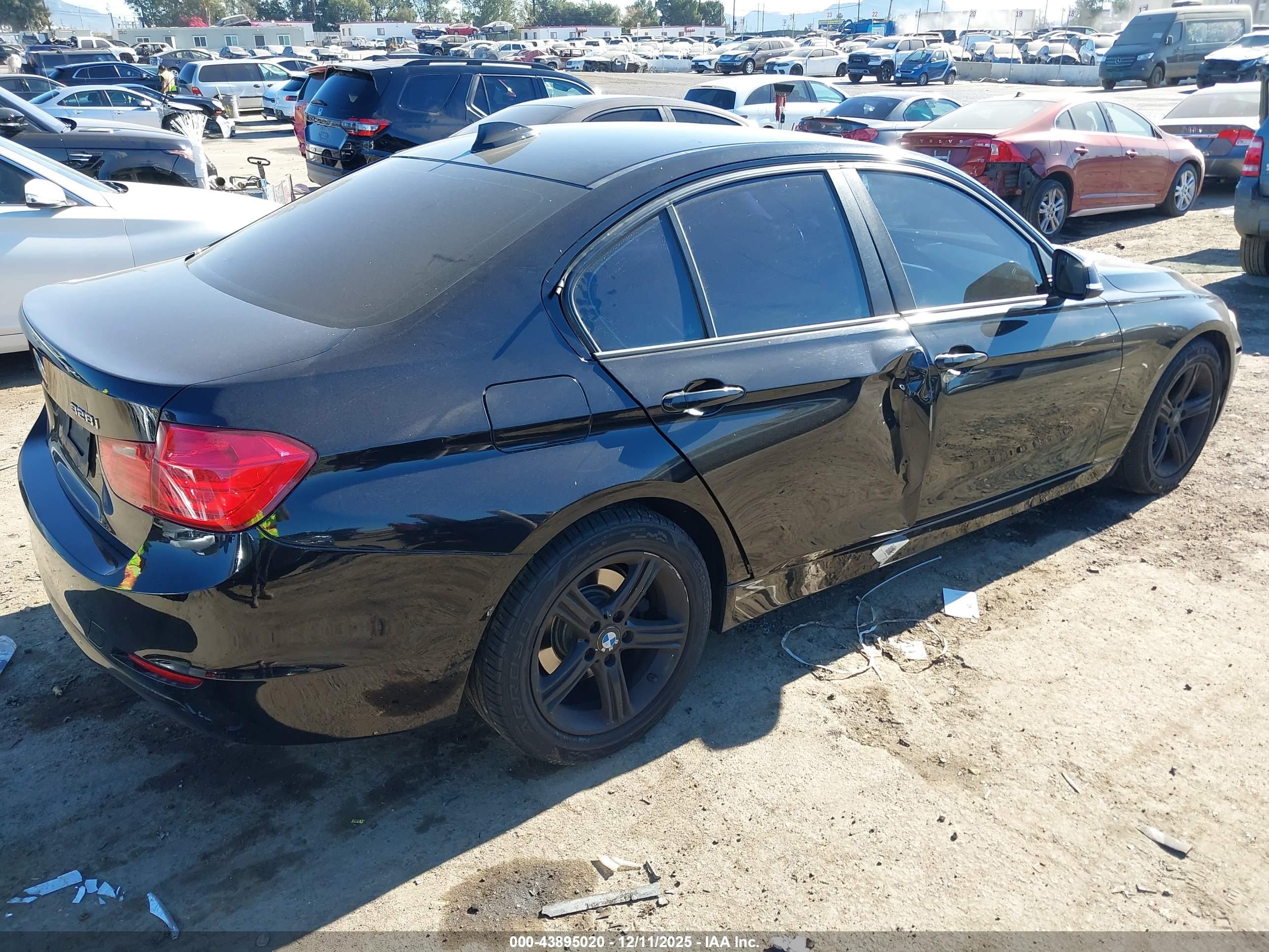 BMW 328I image 4