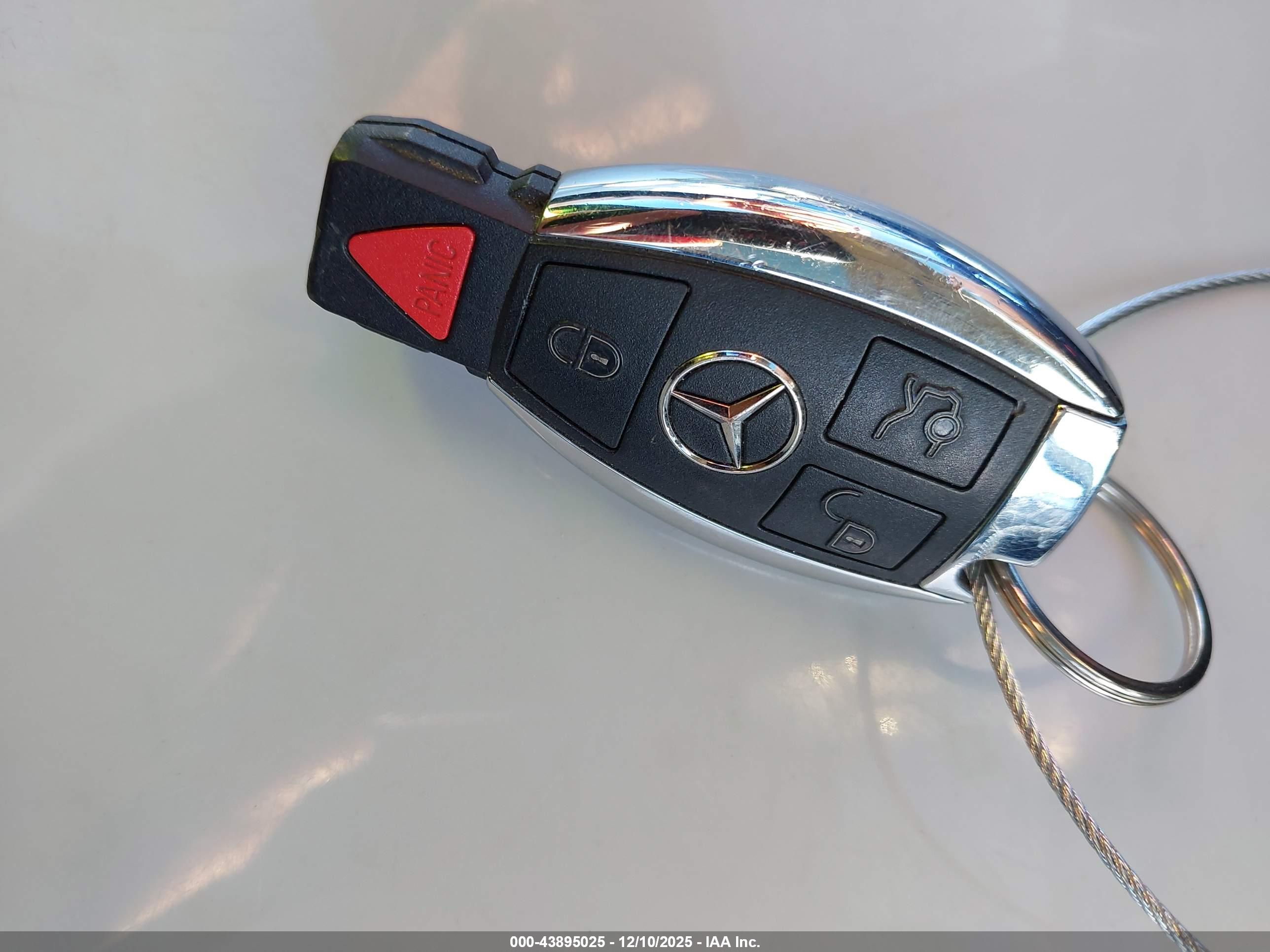 MERCEDES-BENZ C image 11