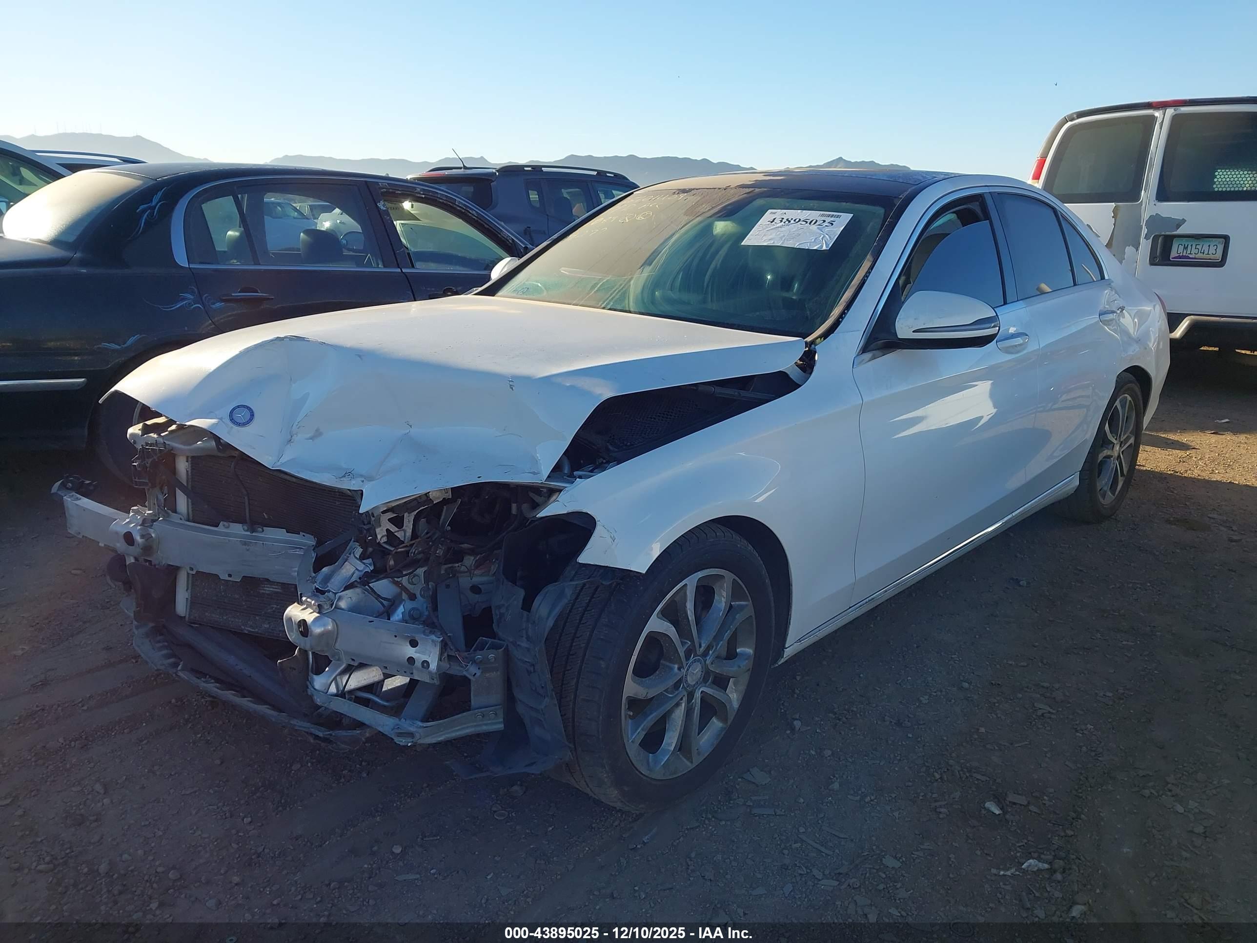 MERCEDES-BENZ C image 2