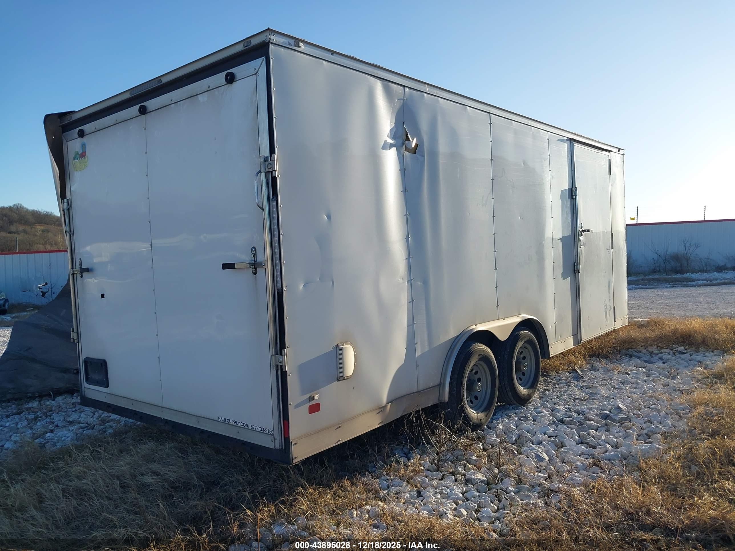 COVERED WAGON image 4