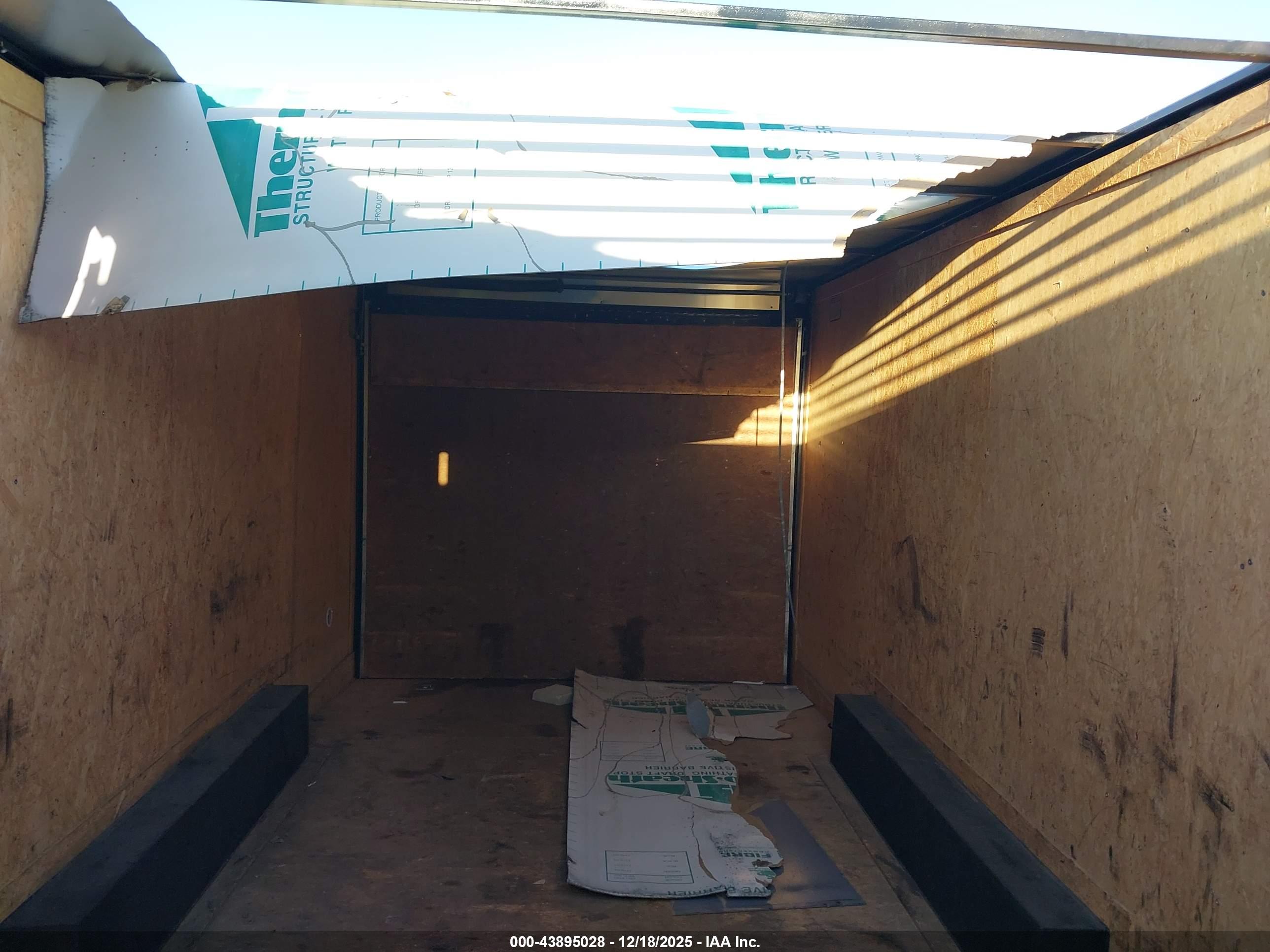 COVERED WAGON image 5
