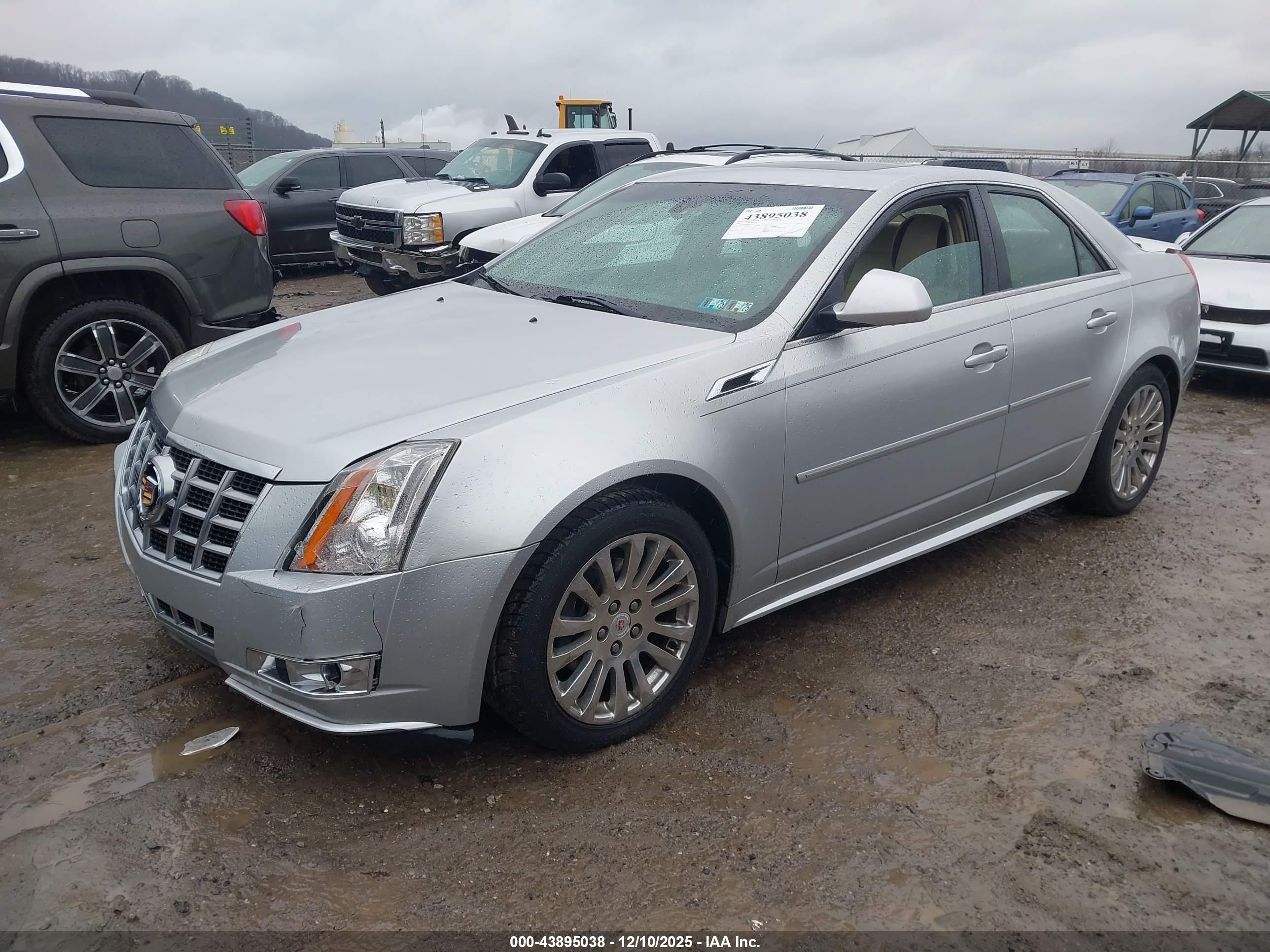 CADILLAC CTS image 2