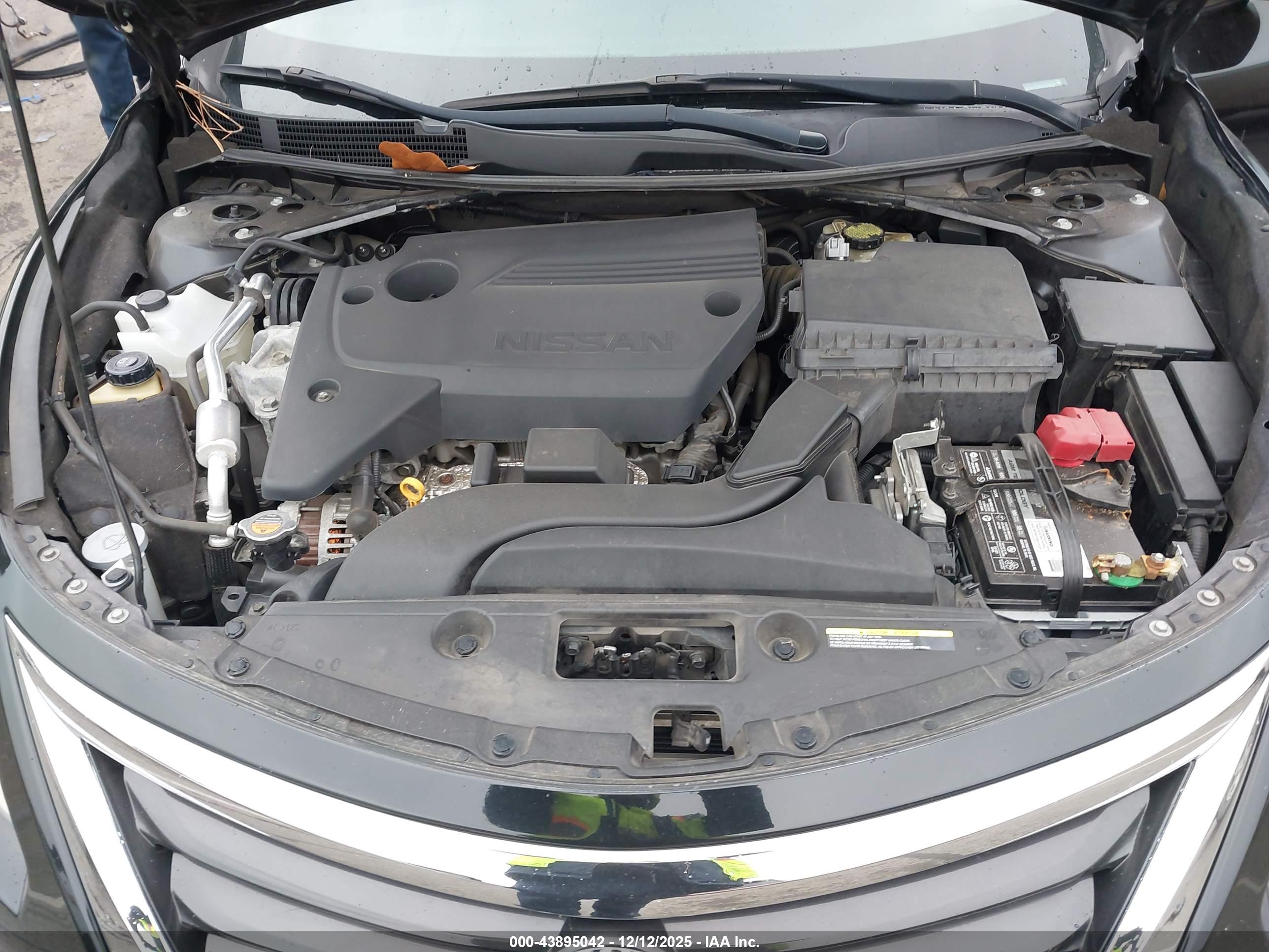 NISSAN ALTIMA image 10