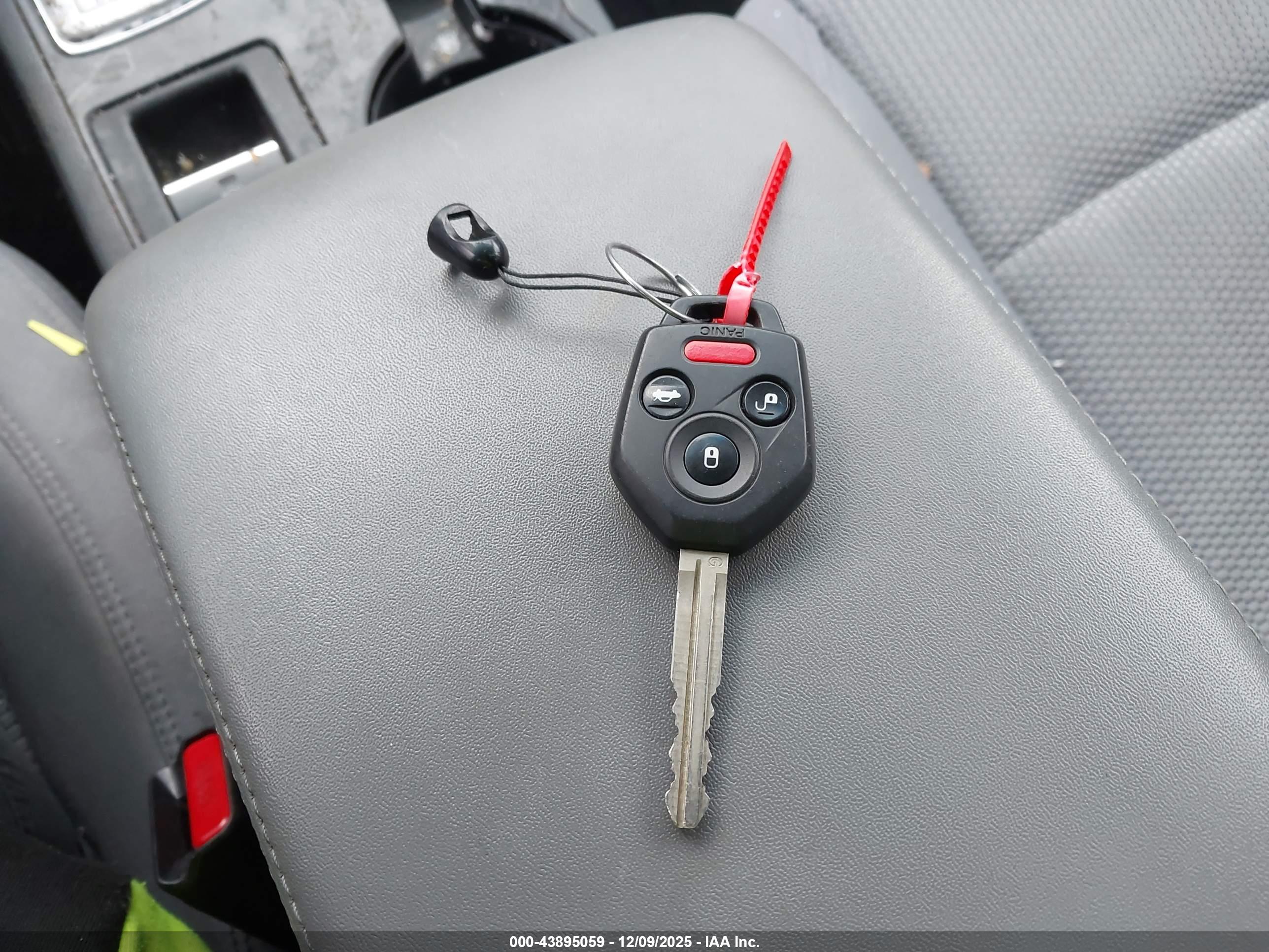 SUBARU OUTBACK image 11