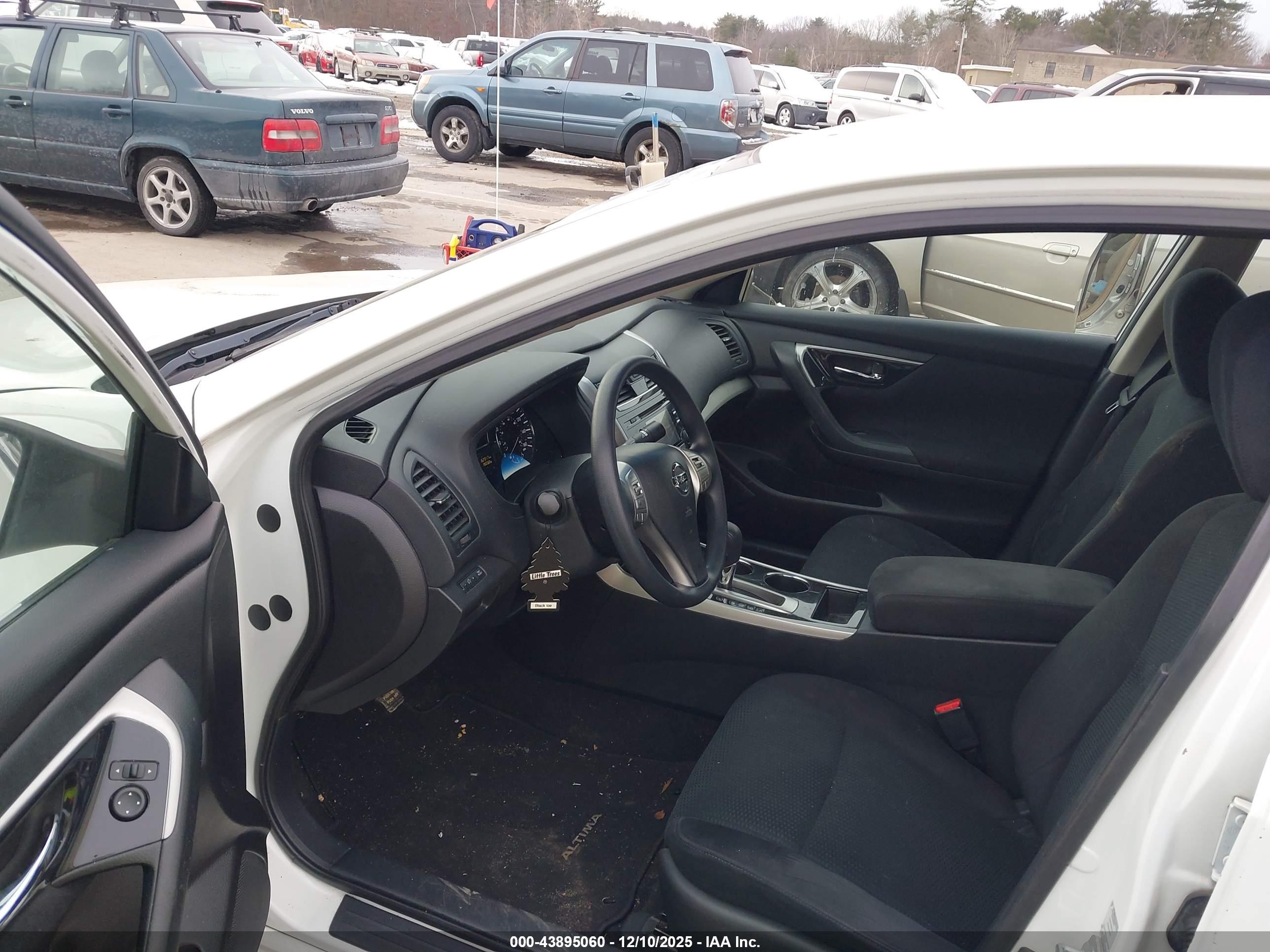NISSAN ALTIMA image 5