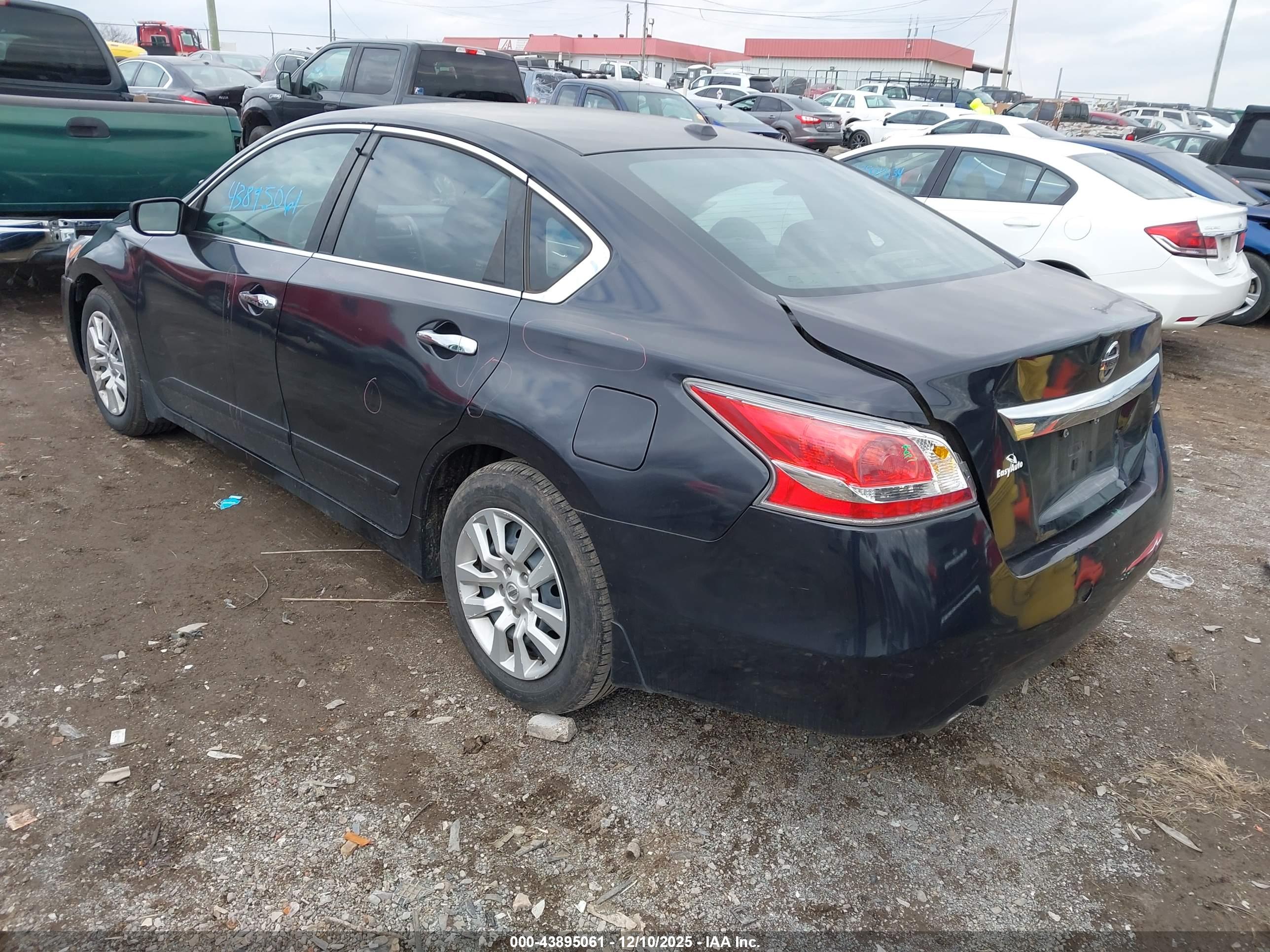 NISSAN ALTIMA image 3