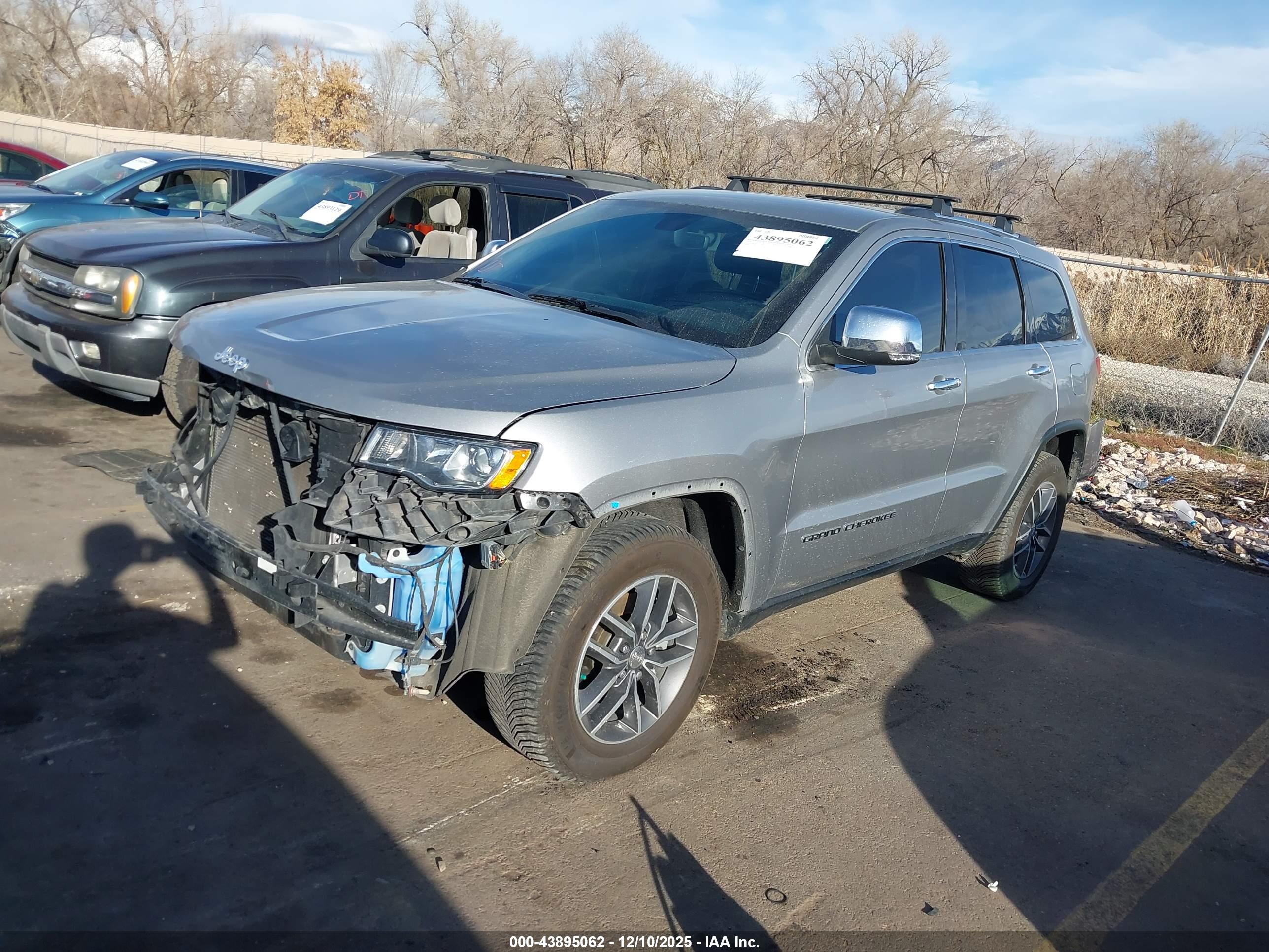 JEEP GRAND image 2