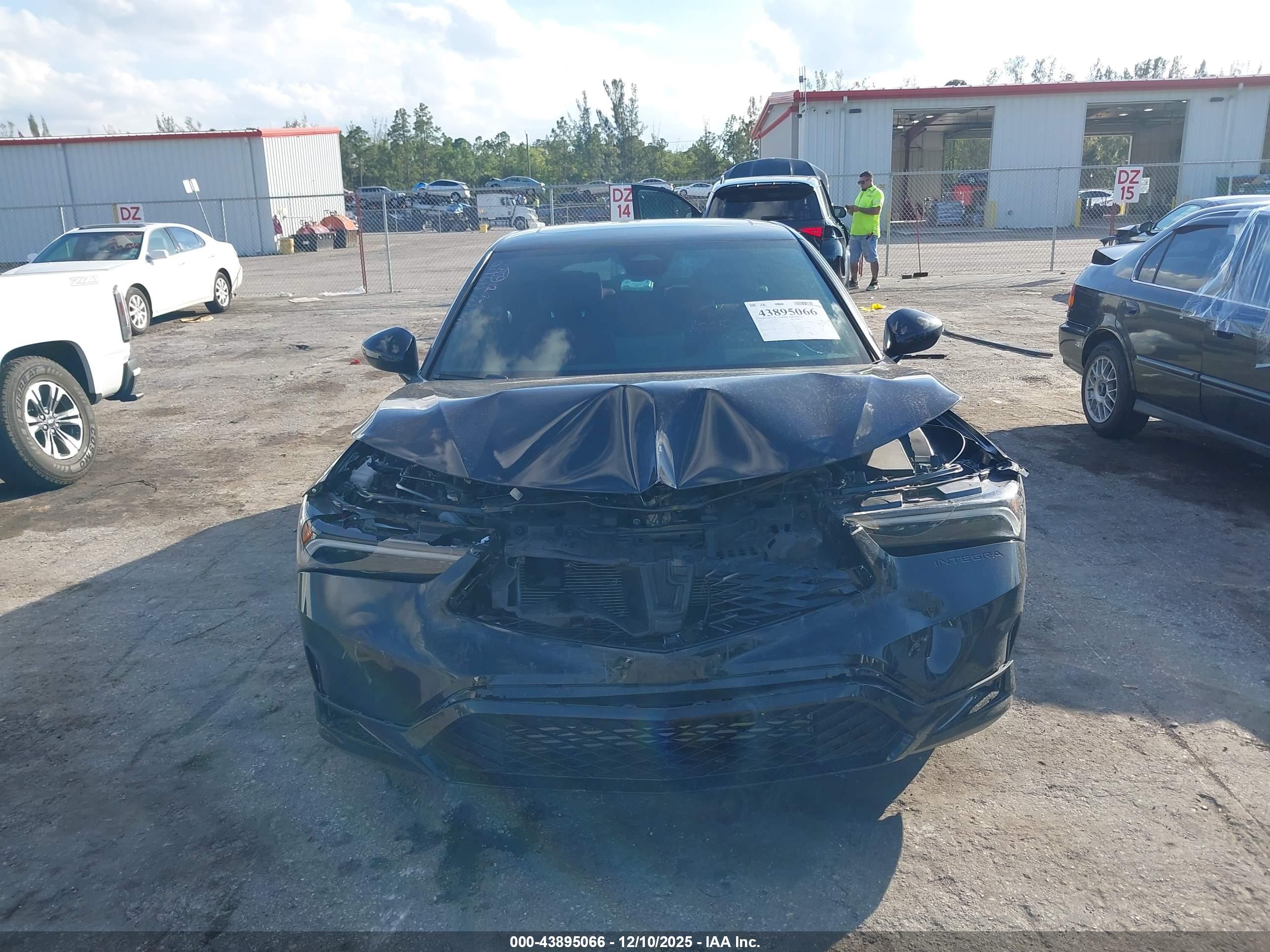 ACURA INTEGRA image 6