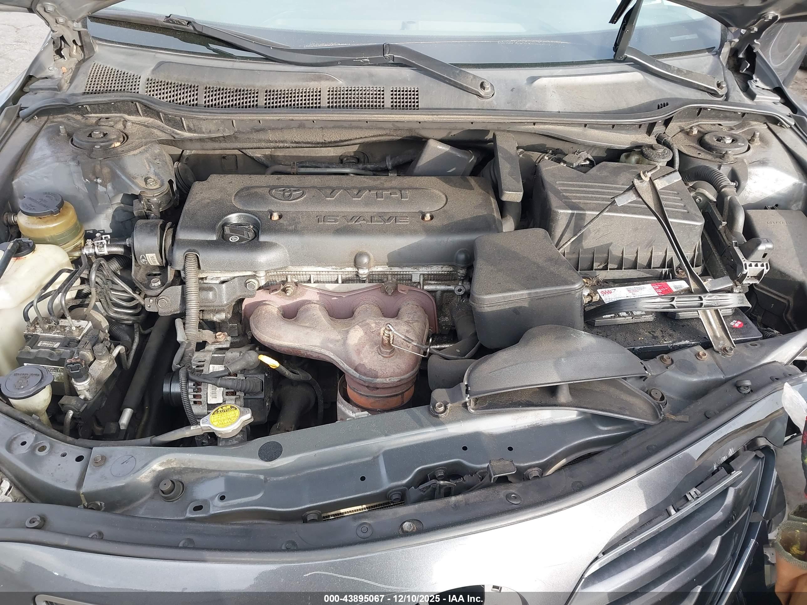 TOYOTA CAMRY image 10