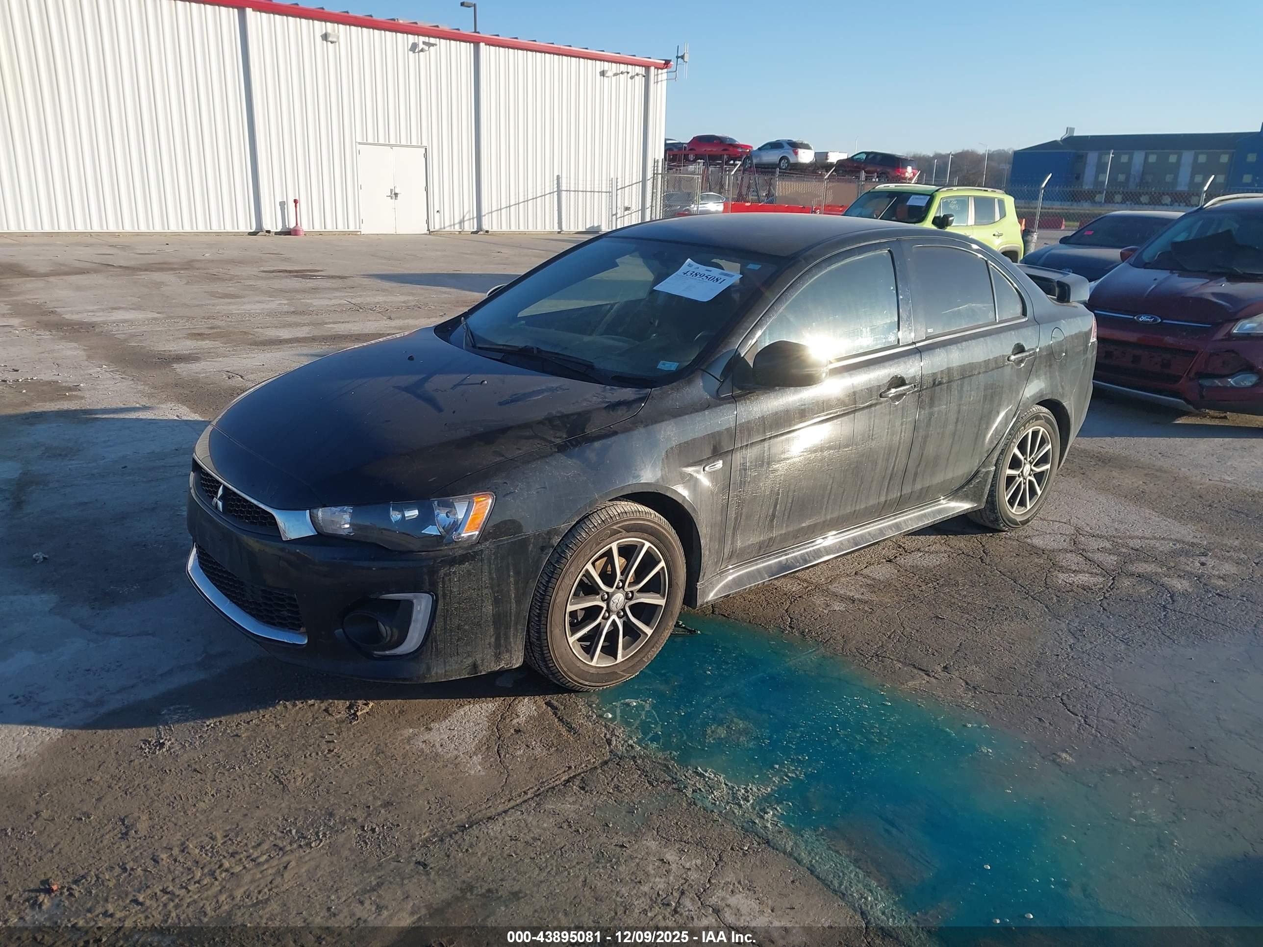 MITSUBISHI LANCER image 2
