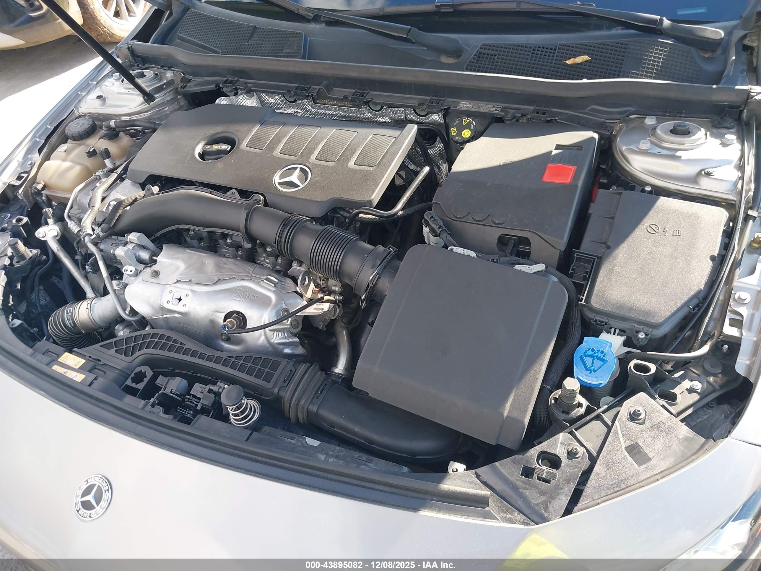 MERCEDES-BENZ A image 10