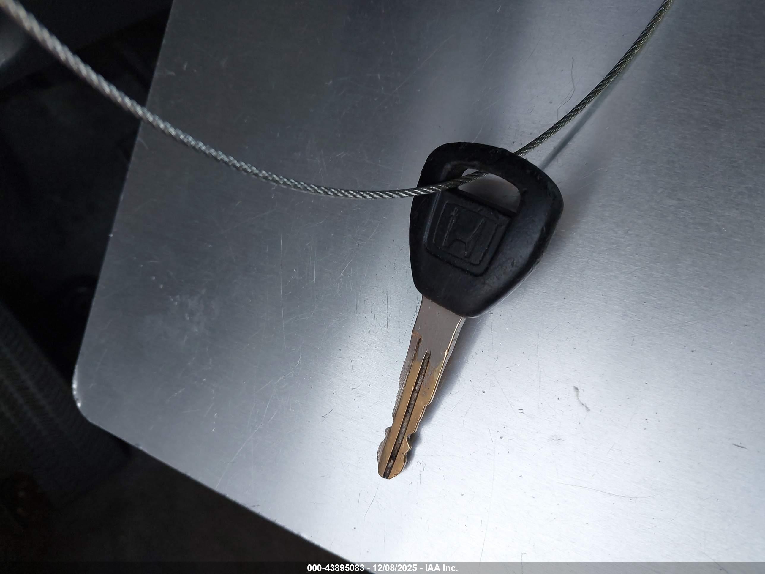 HONDA CIVIC image 11