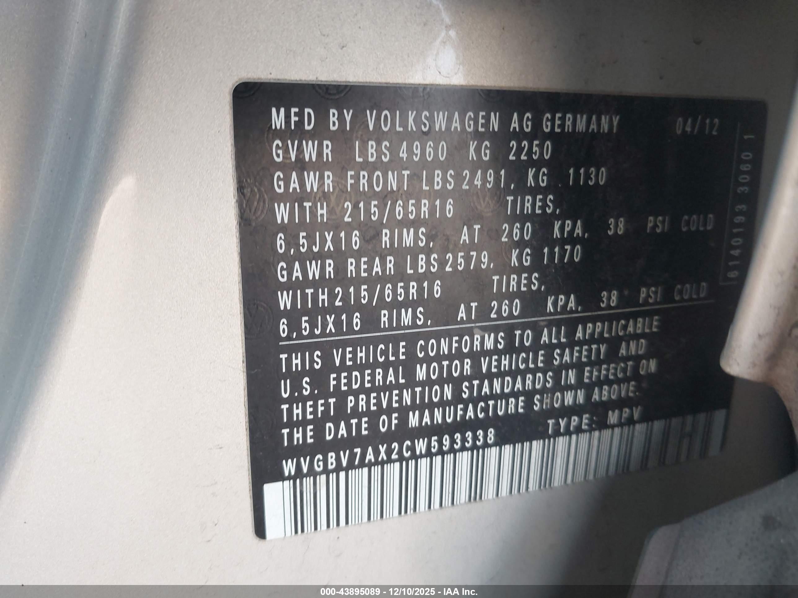 VOLKSWAGEN TIGUAN image 9