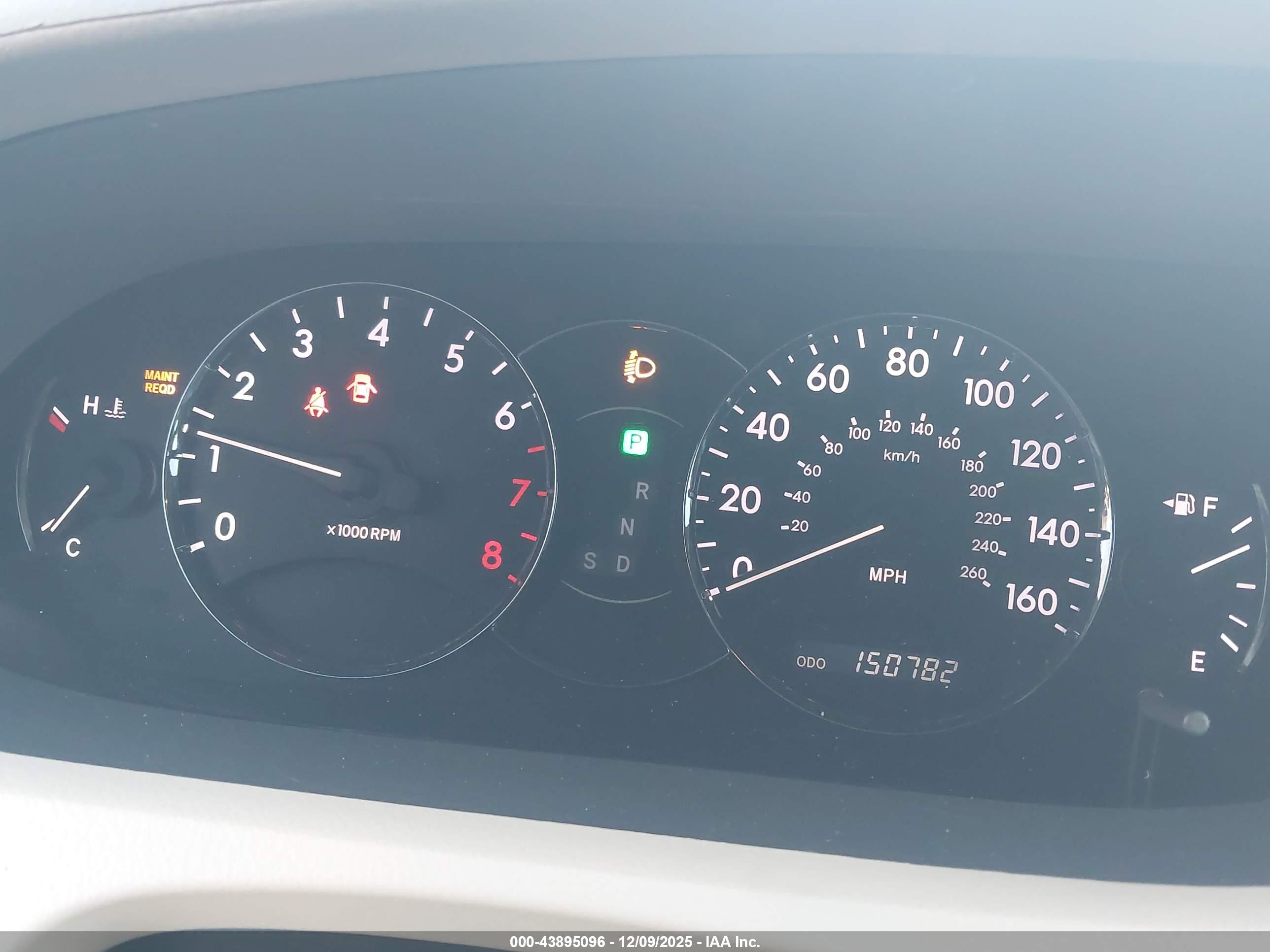 TOYOTA AVALON image 7
