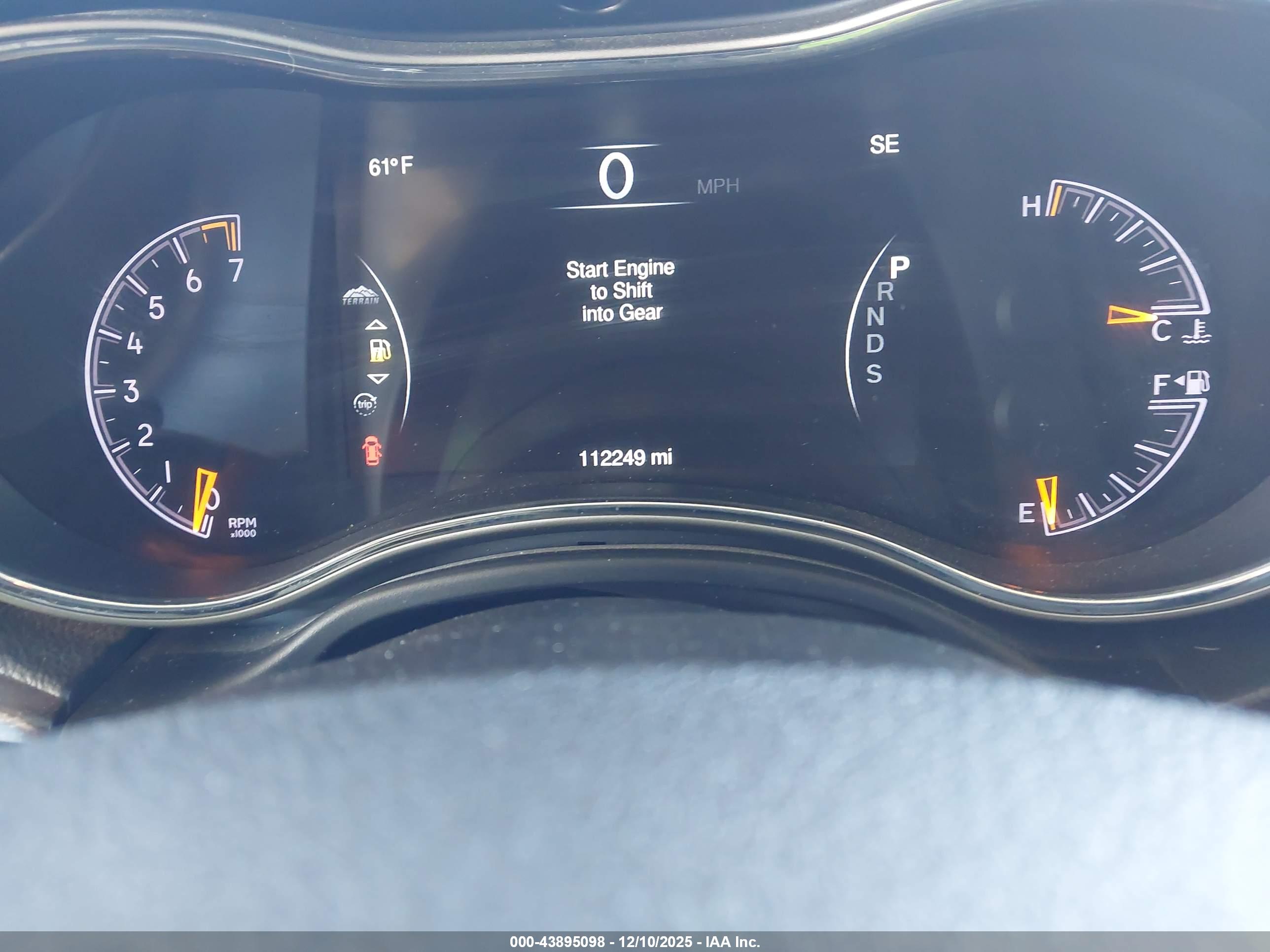 JEEP GRAND image 7