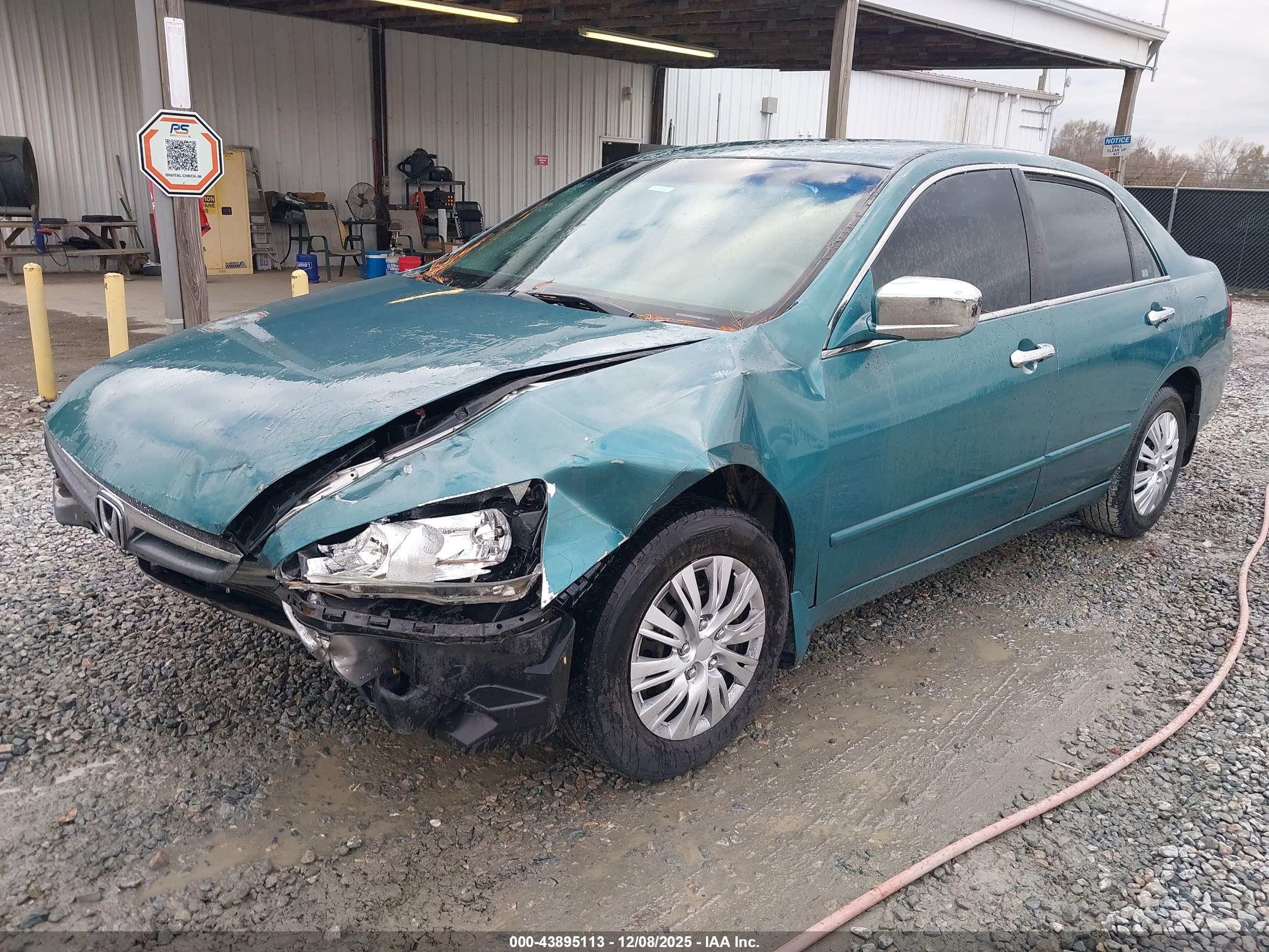 HONDA ACCORD image 2