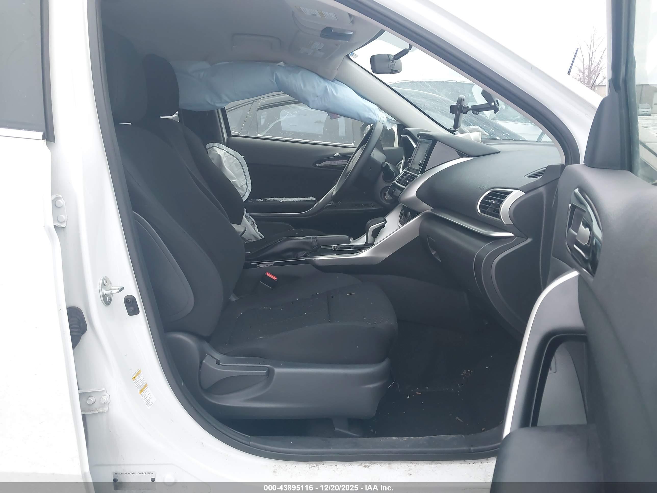 MITSUBISHI ECLIPSE image 5