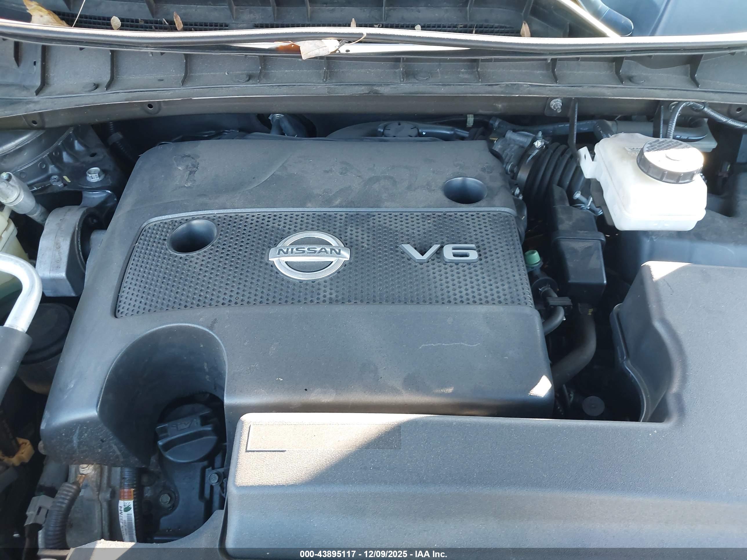 NISSAN MURANO image 10