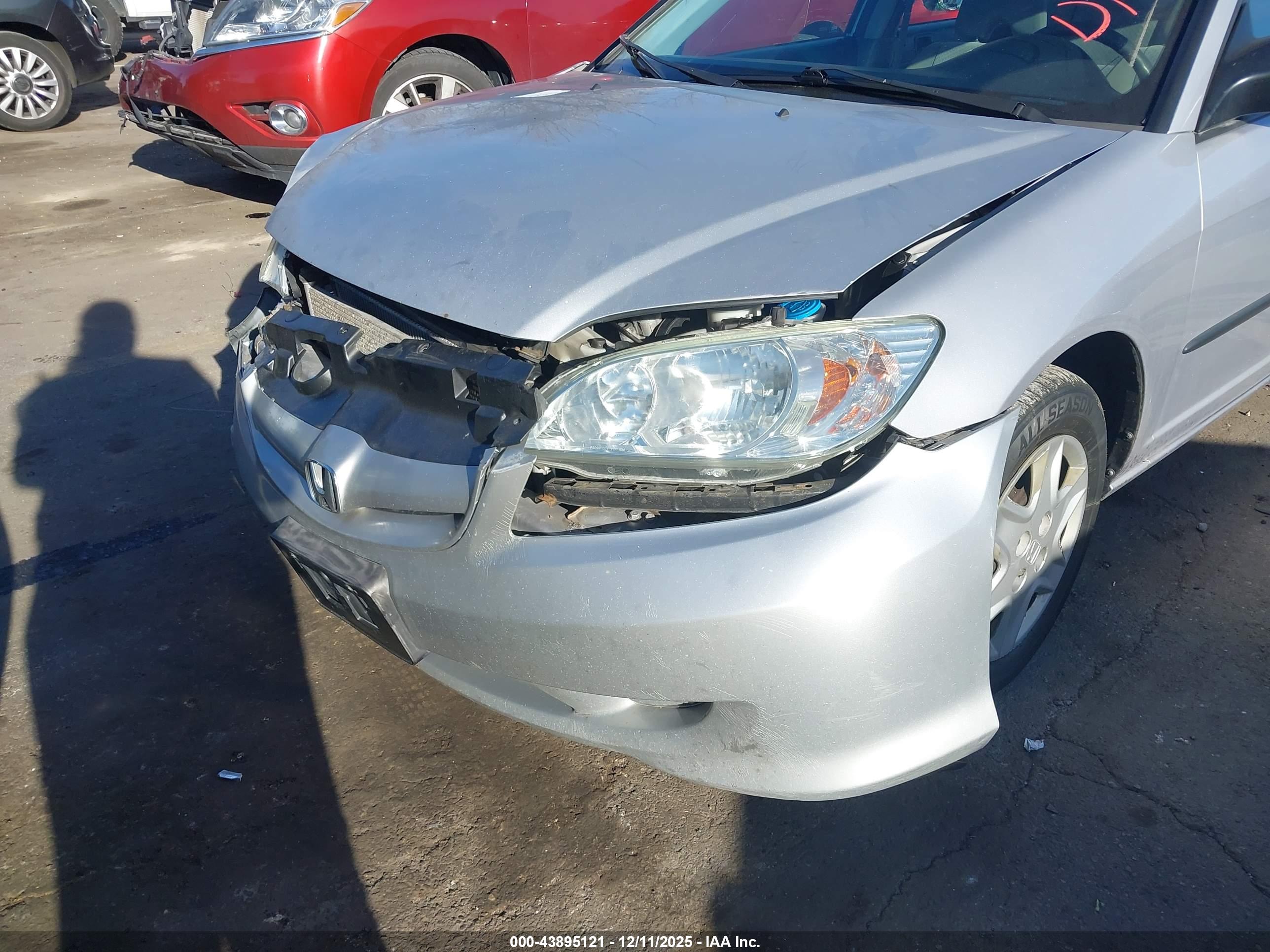 HONDA CIVIC image 6