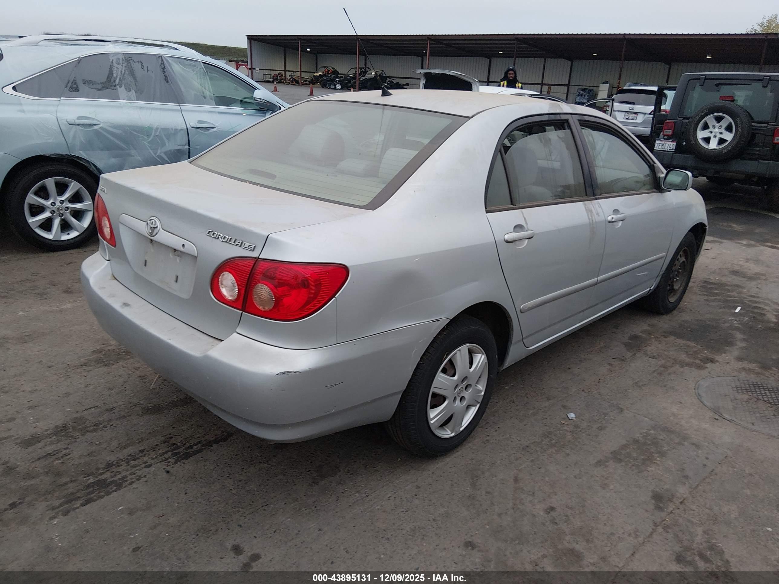 TOYOTA COROLLA image 4