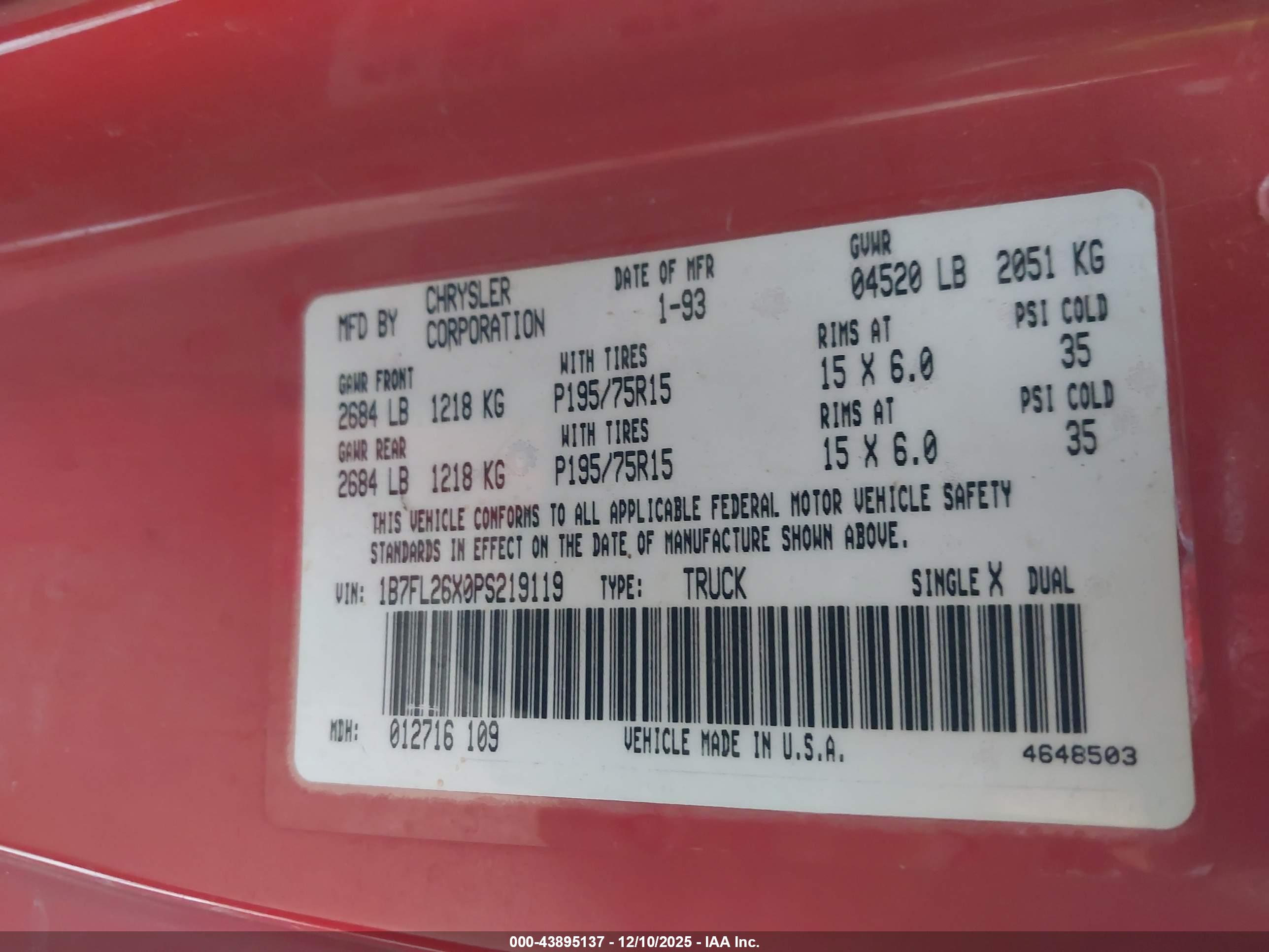 DODGE DAKOTA image 9