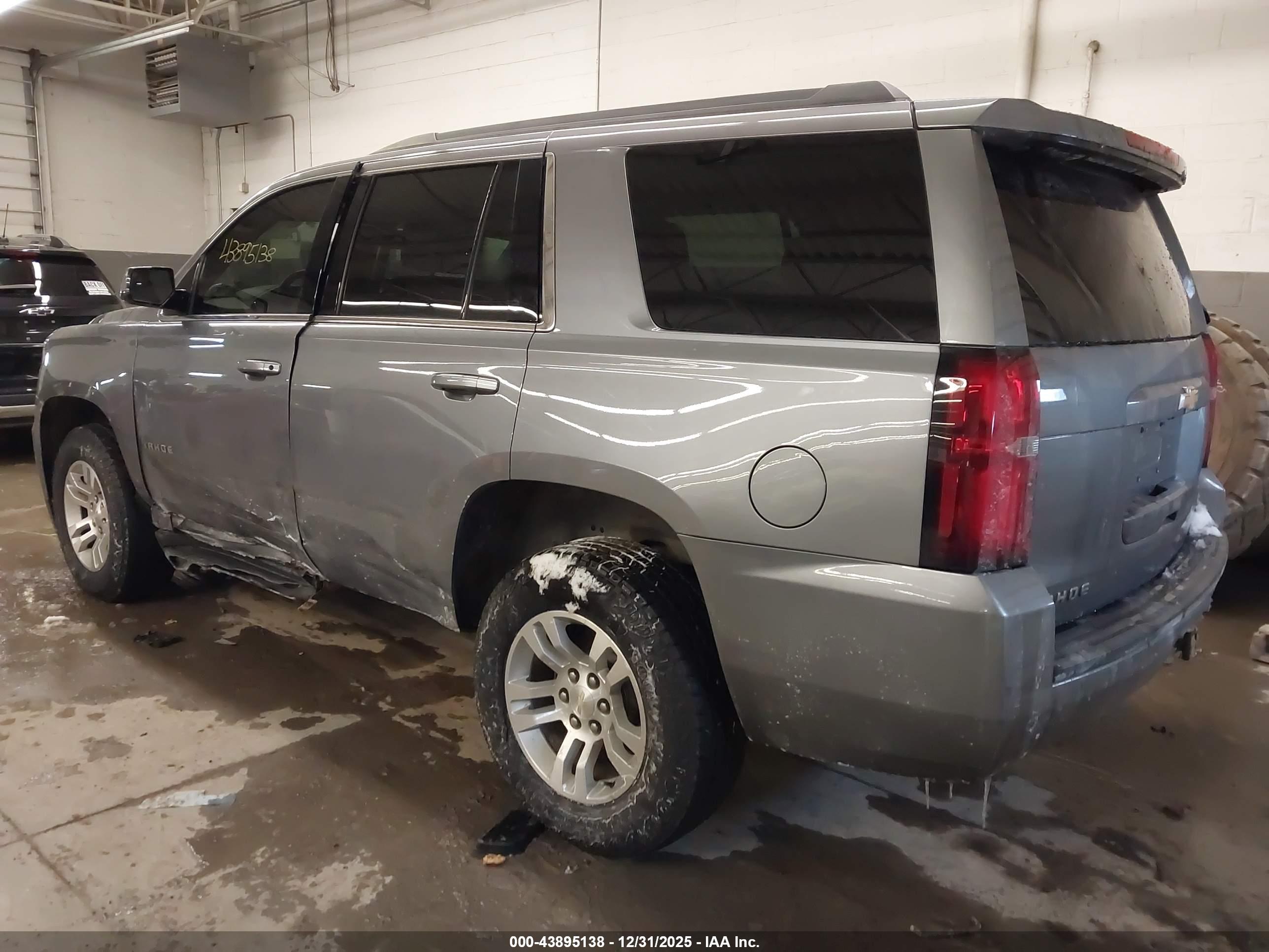 CHEVROLET TAHOE image 3