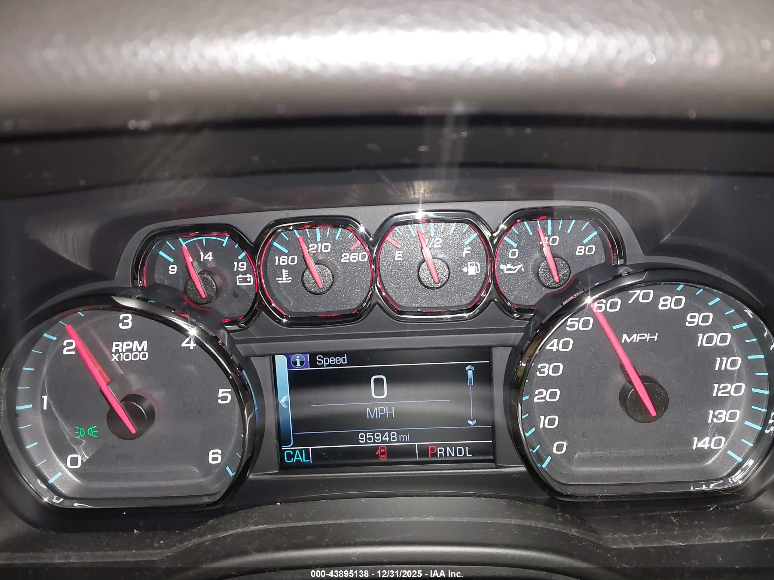 CHEVROLET TAHOE image 7