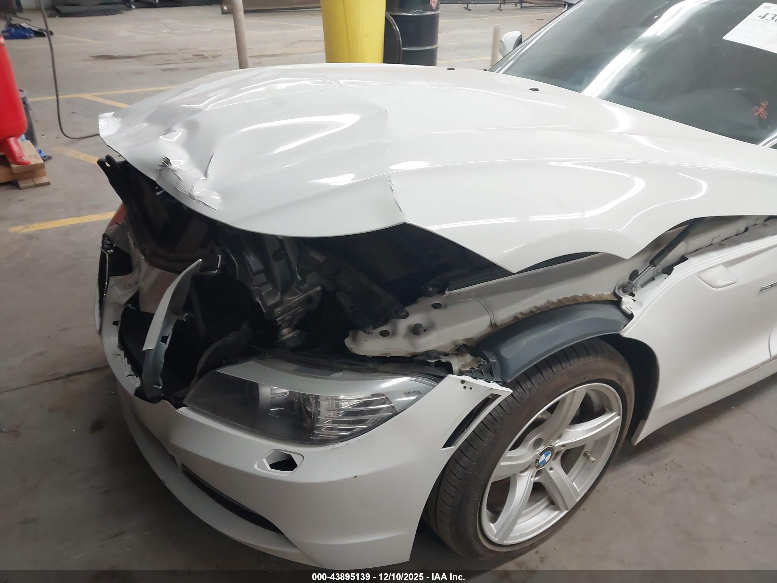 BMW Z4 image 6