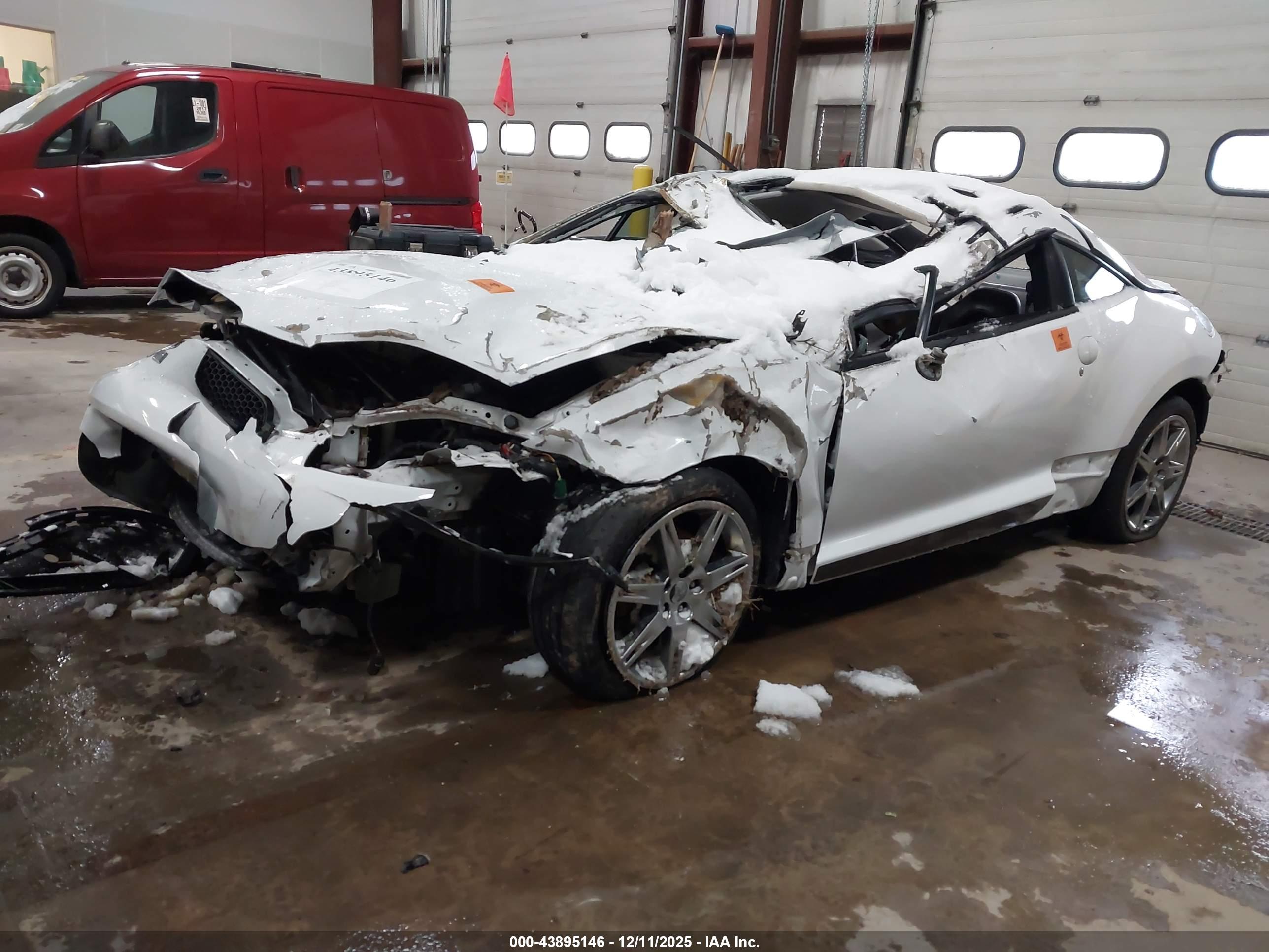 MITSUBISHI ECLIPSE image 2