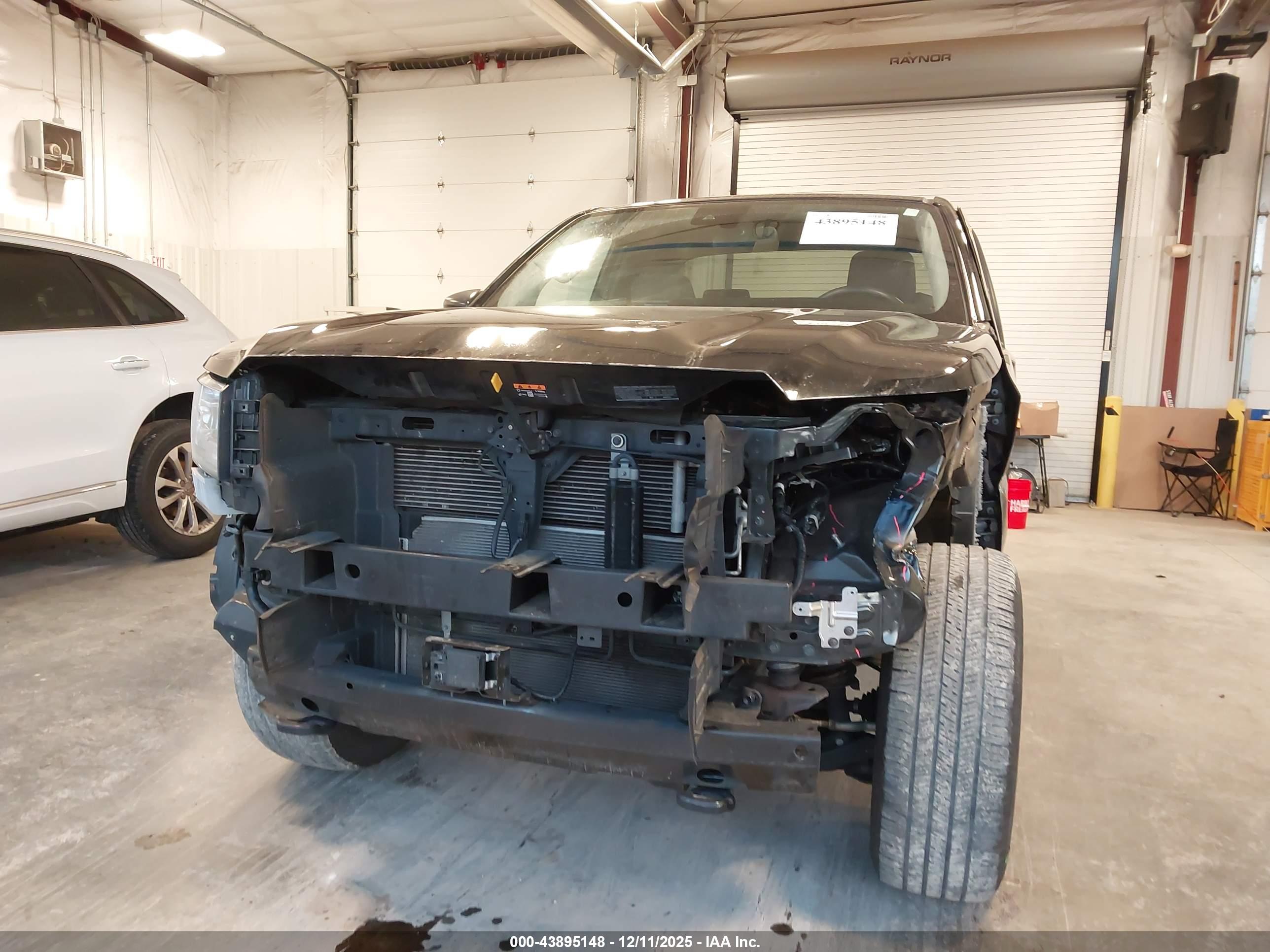 NISSAN FRONTIER image 6