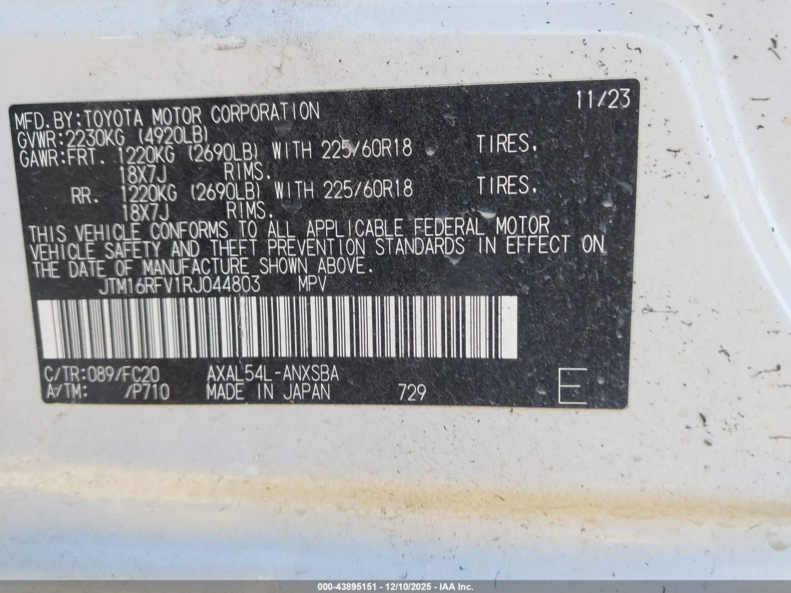 TOYOTA RAV4 image 9