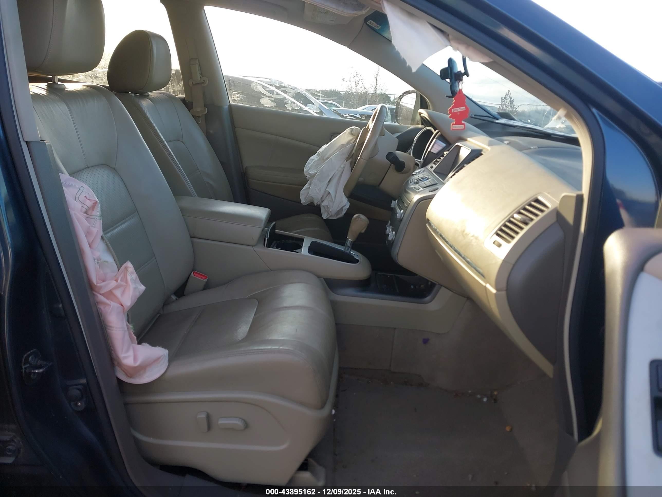 NISSAN MURANO image 5