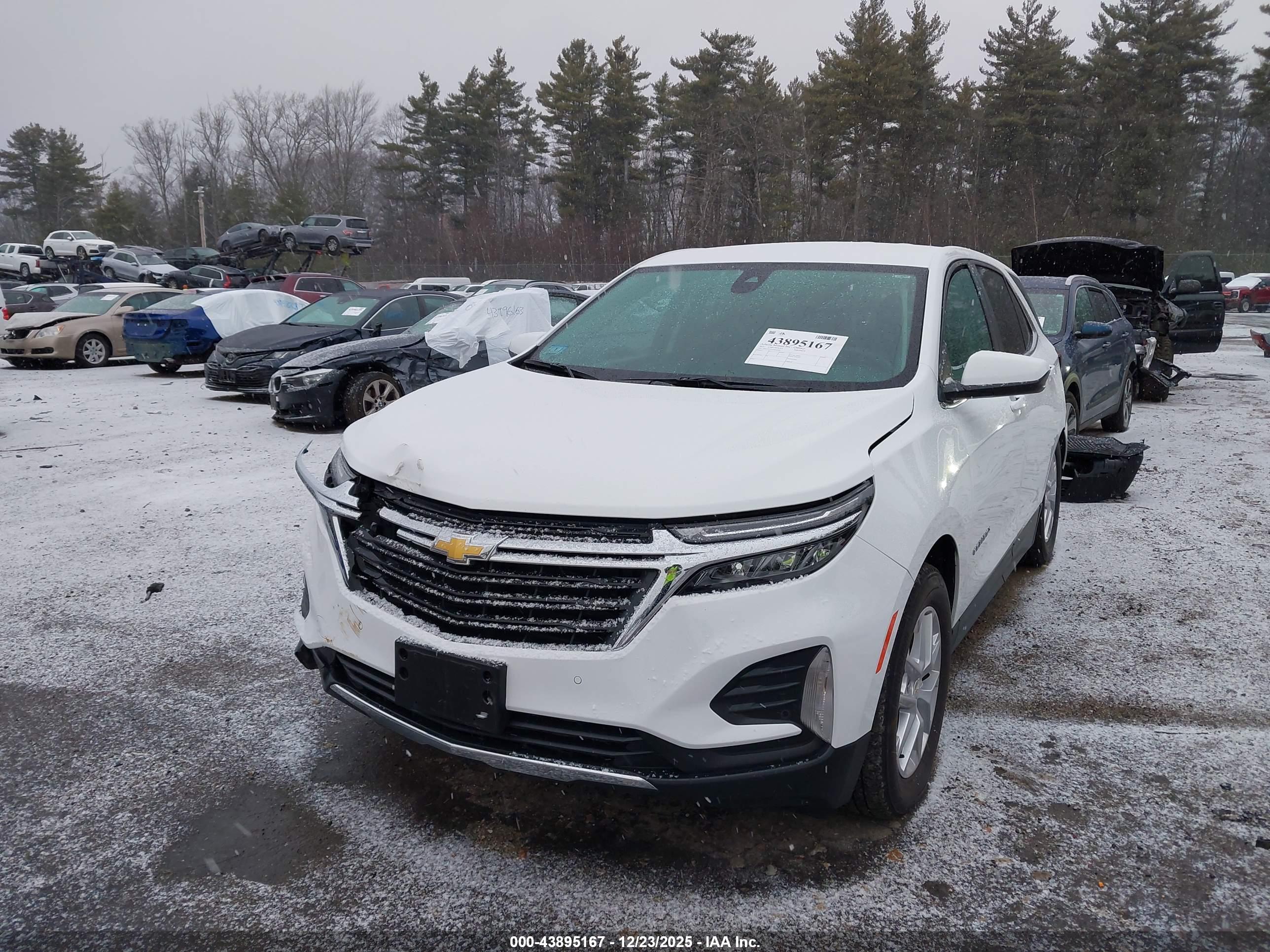 CHEVROLET EQUINOX image 2