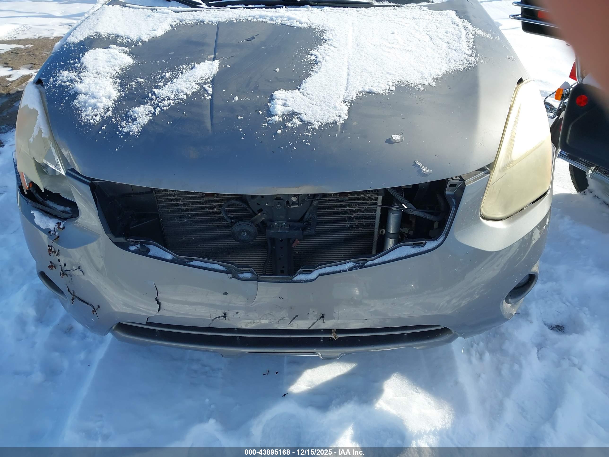 NISSAN ROGUE image 6