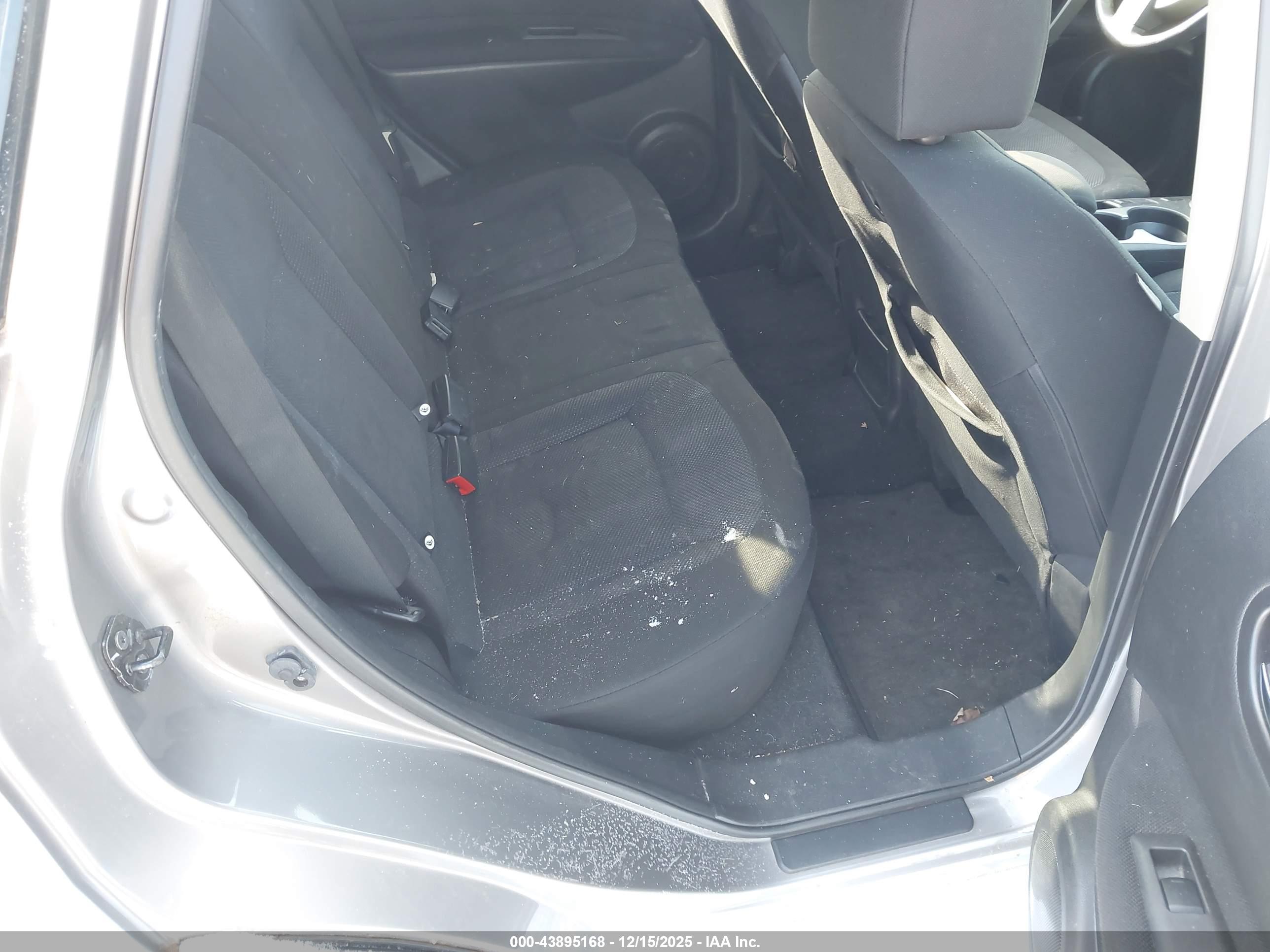 NISSAN ROGUE image 8
