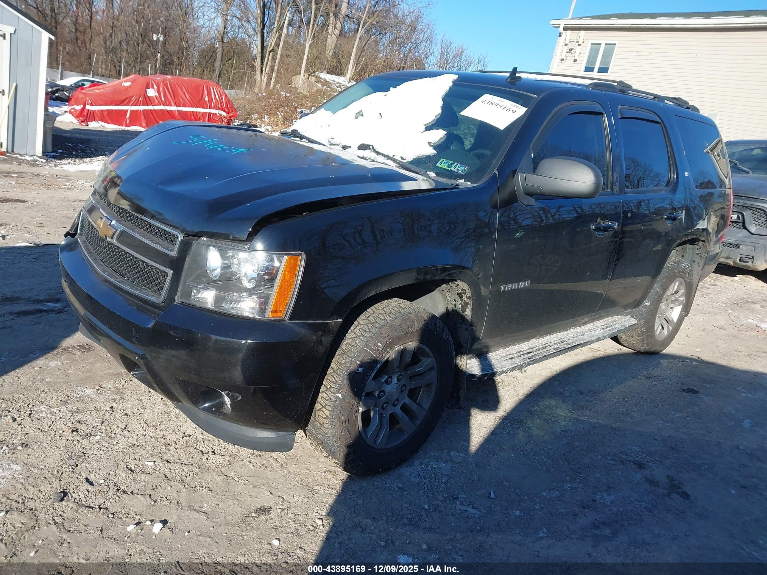CHEVROLET TAHOE image 2