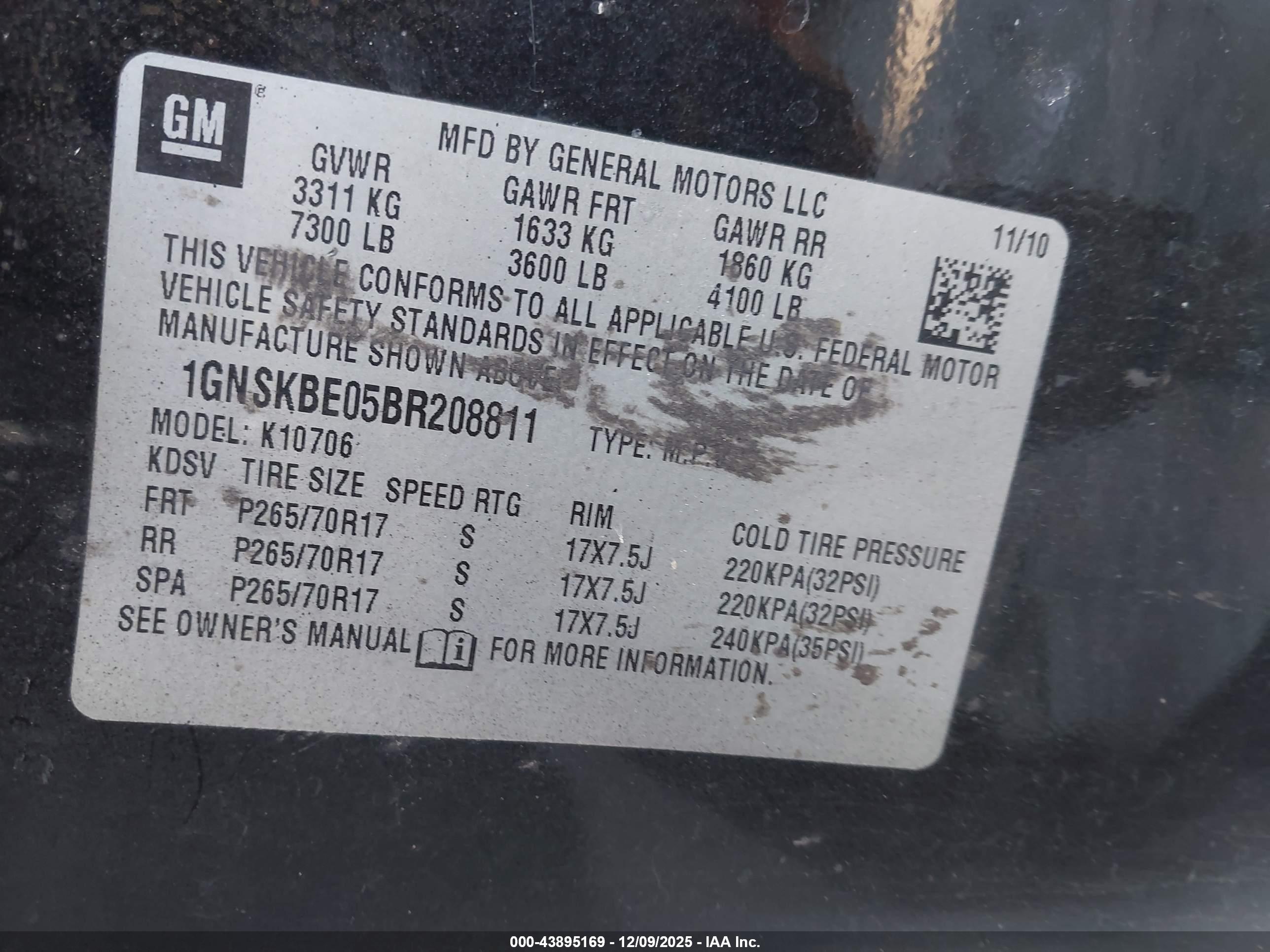 CHEVROLET TAHOE image 9