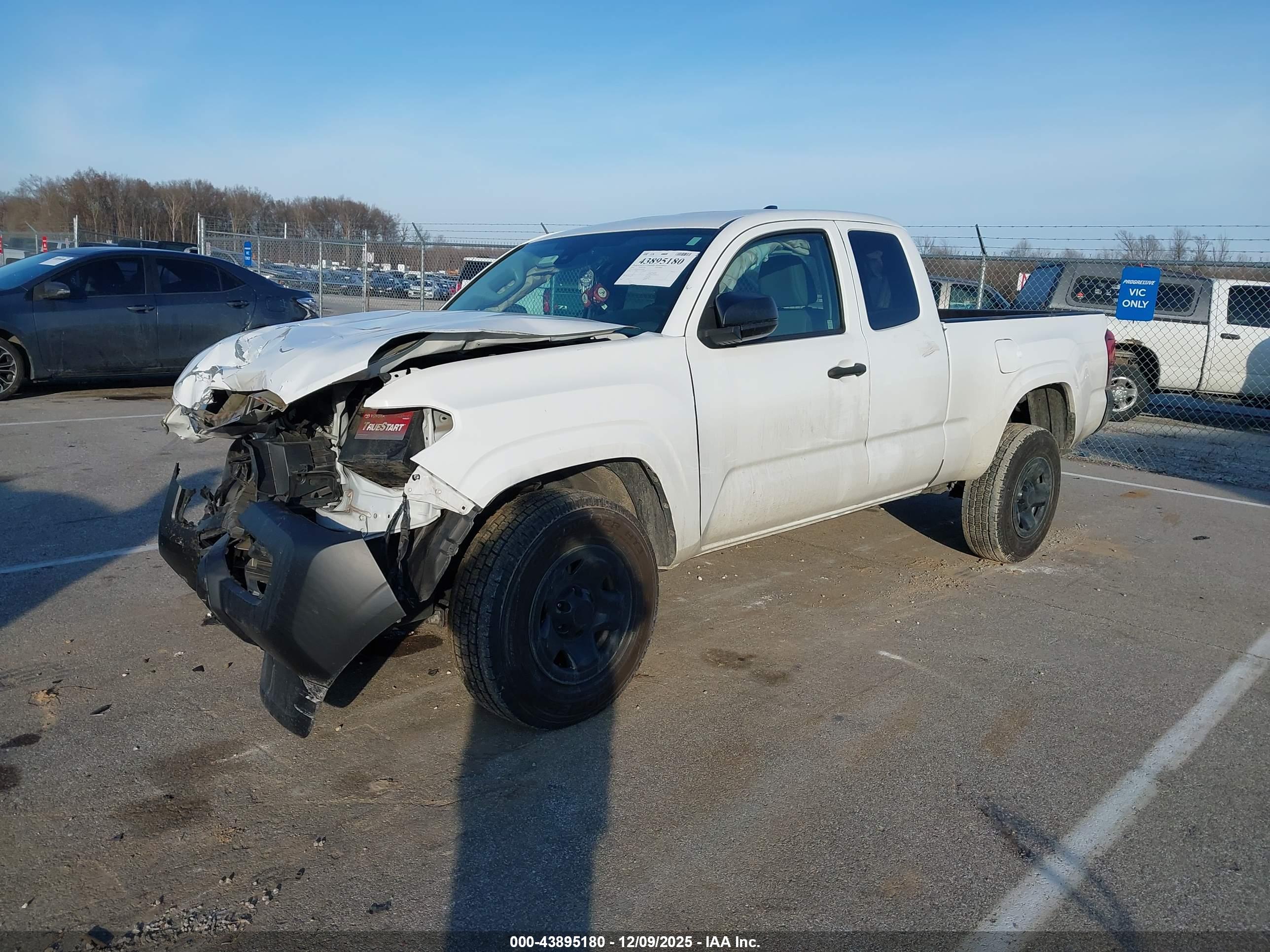 TOYOTA TACOMA image 2