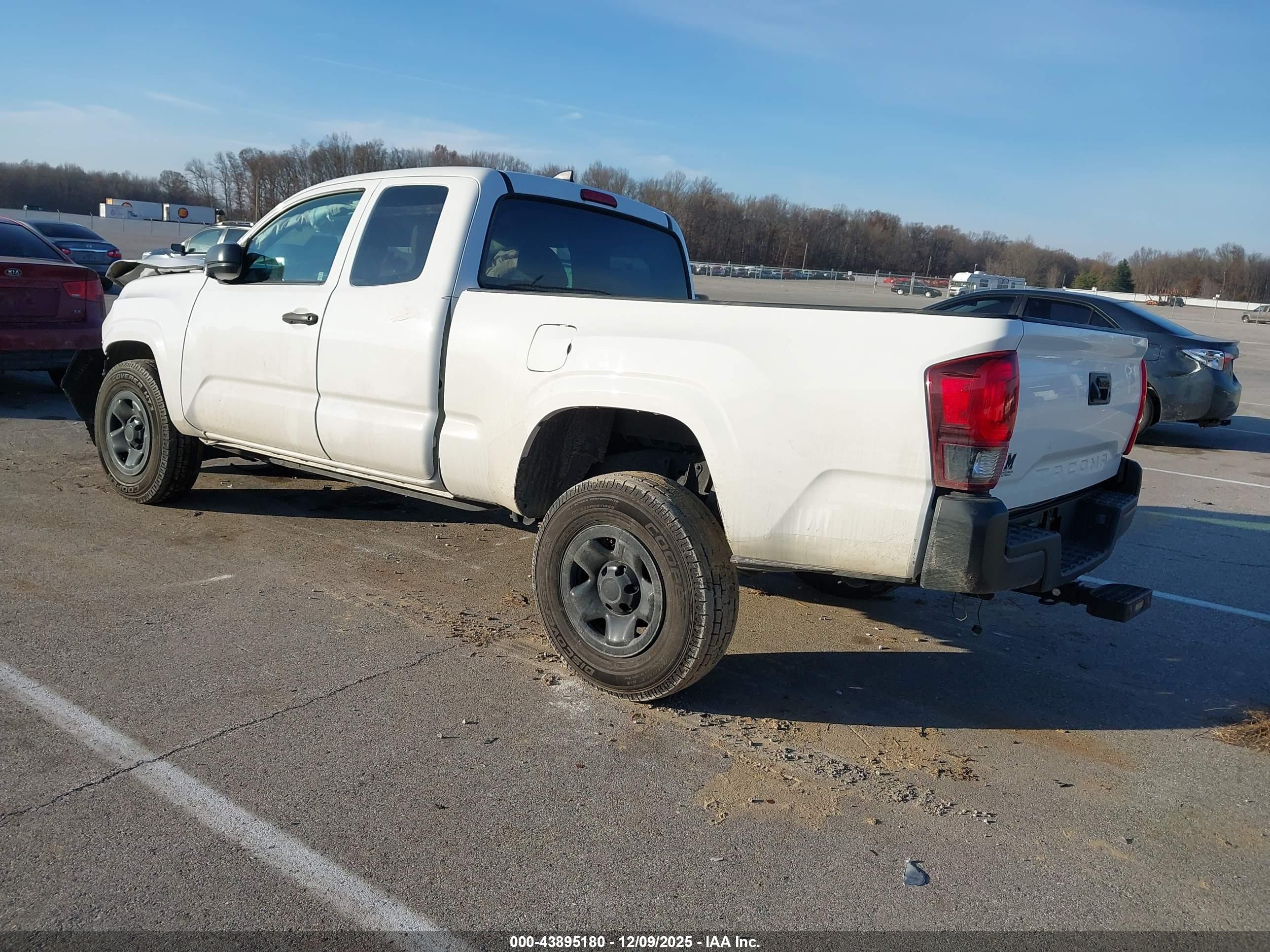 TOYOTA TACOMA image 3