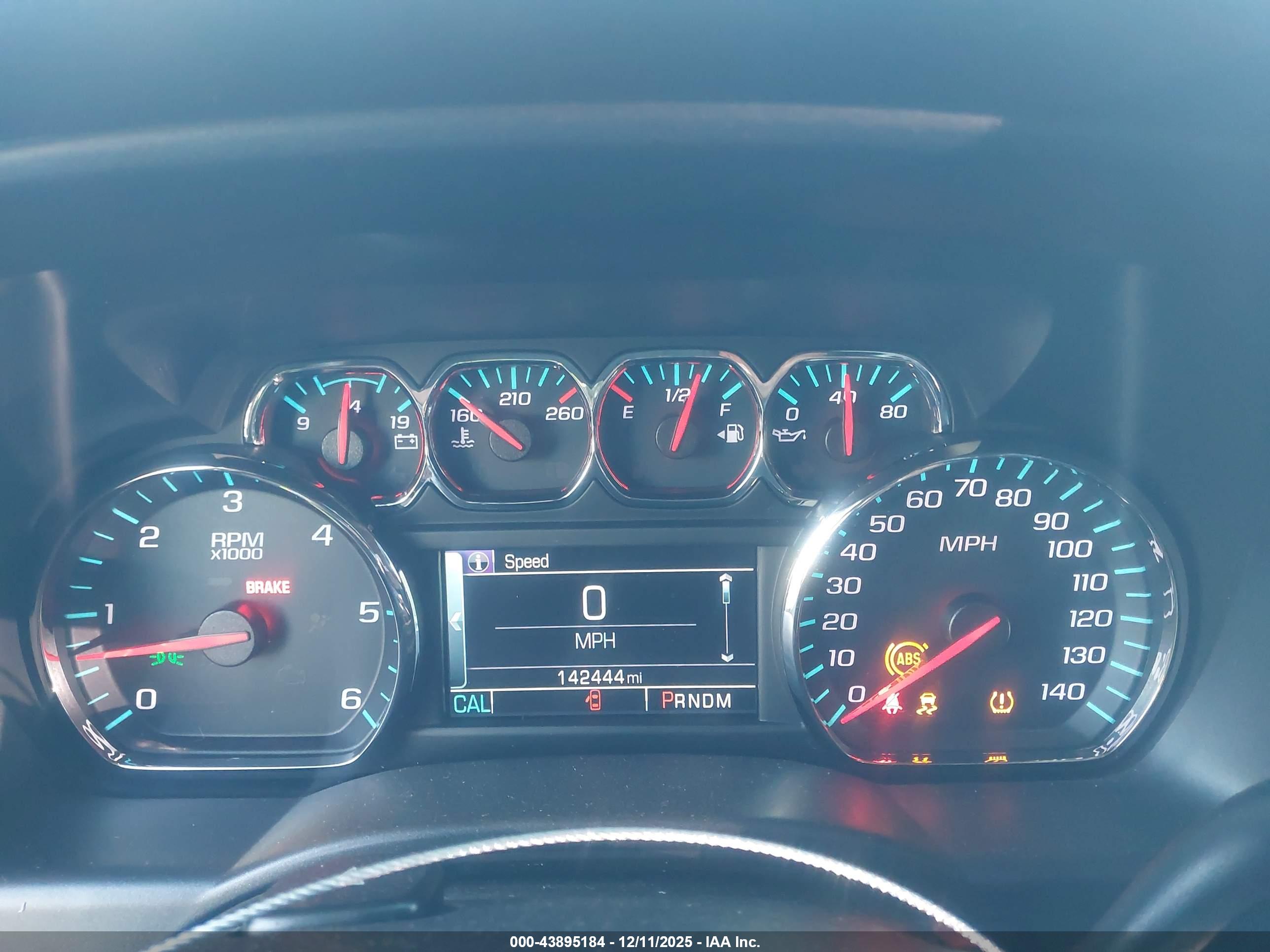 CHEVROLET SILVERADO image 7