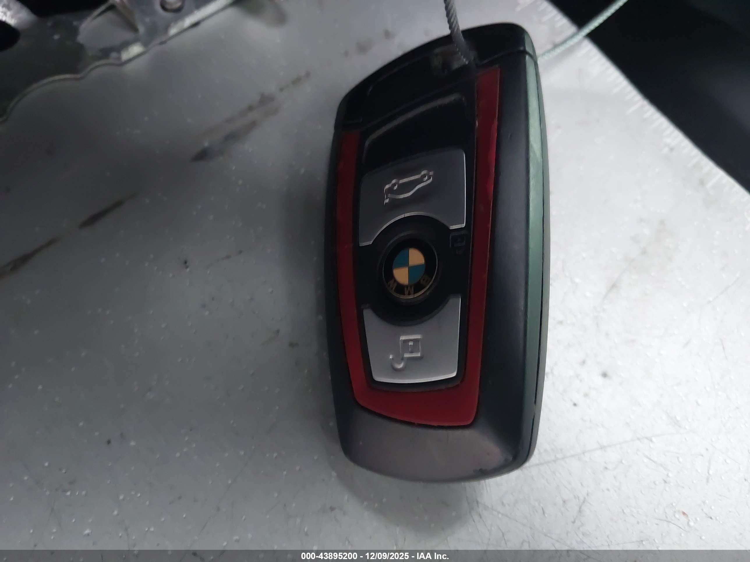 BMW 328I image 11