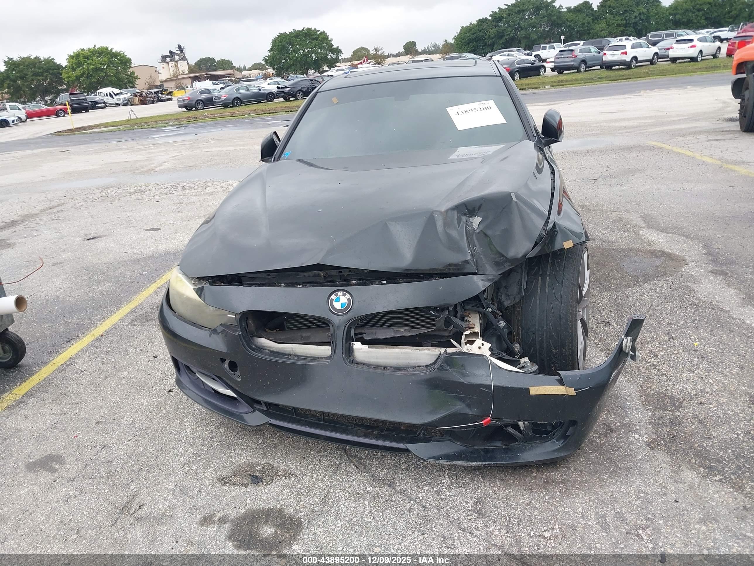 BMW 328I image 6