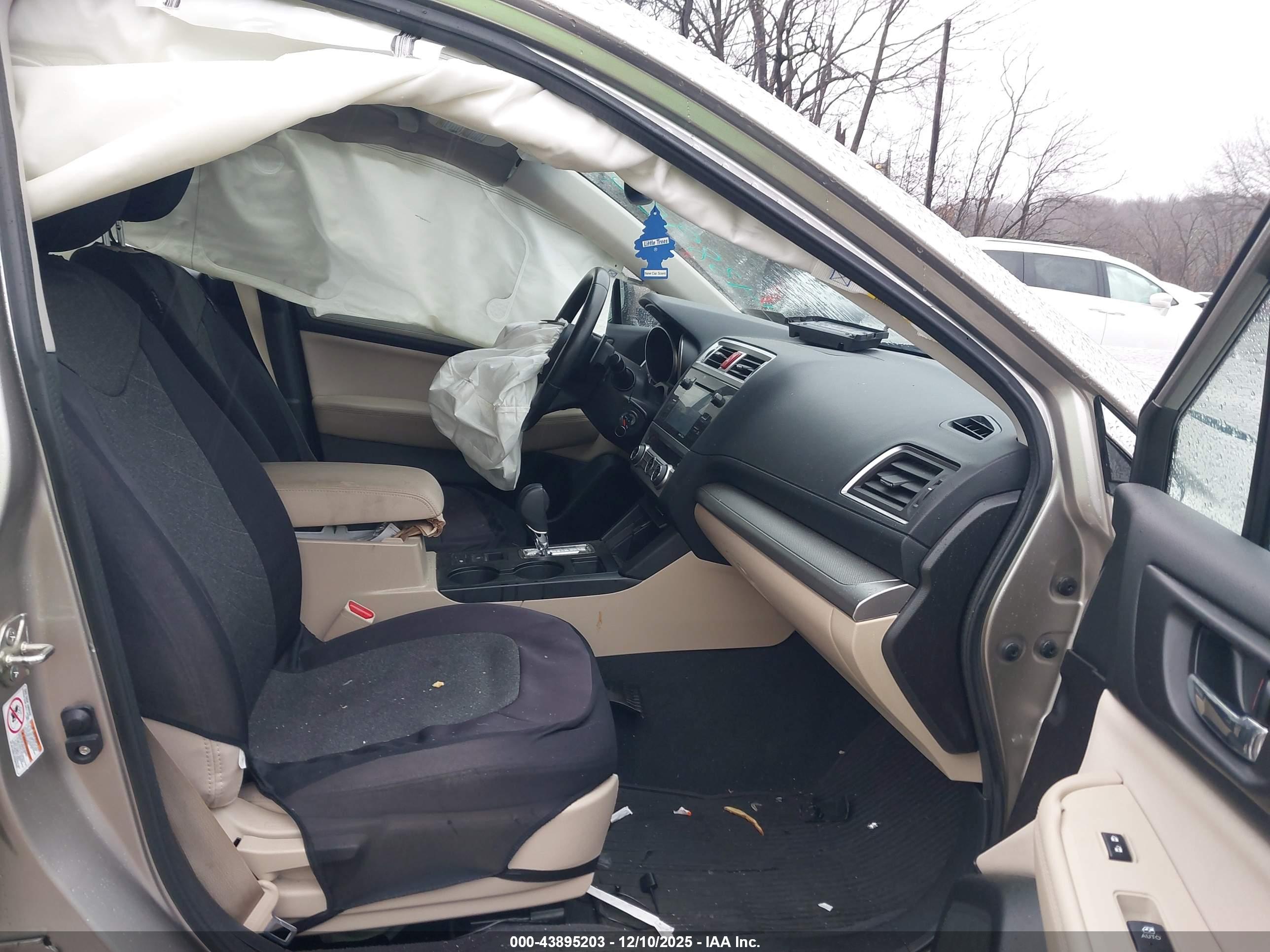 SUBARU LEGACY image 5