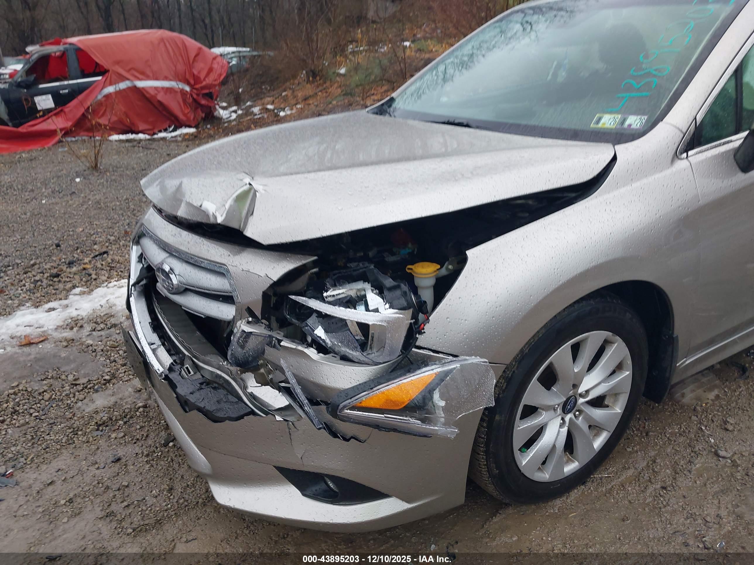 SUBARU LEGACY image 6