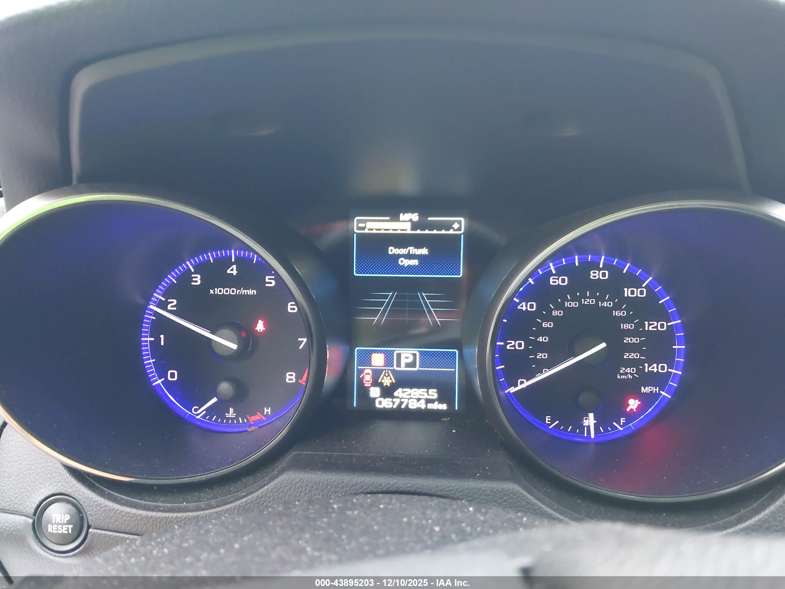 SUBARU LEGACY image 7