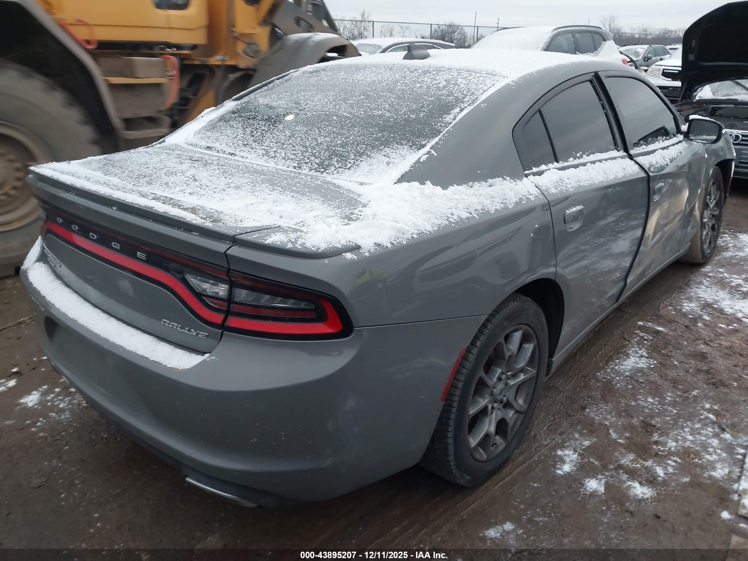DODGE CHARGER image 4