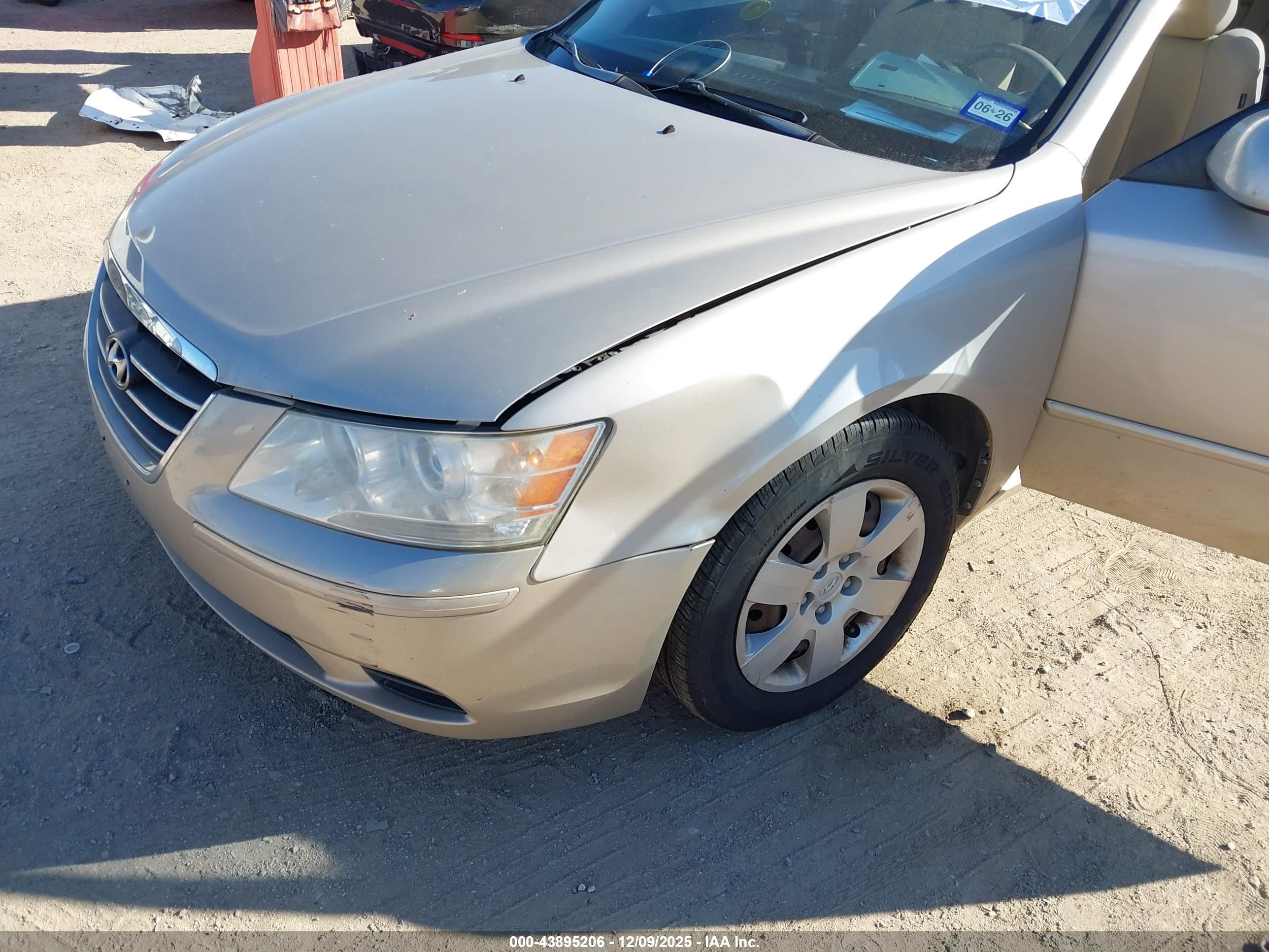 HYUNDAI SONATA image 6